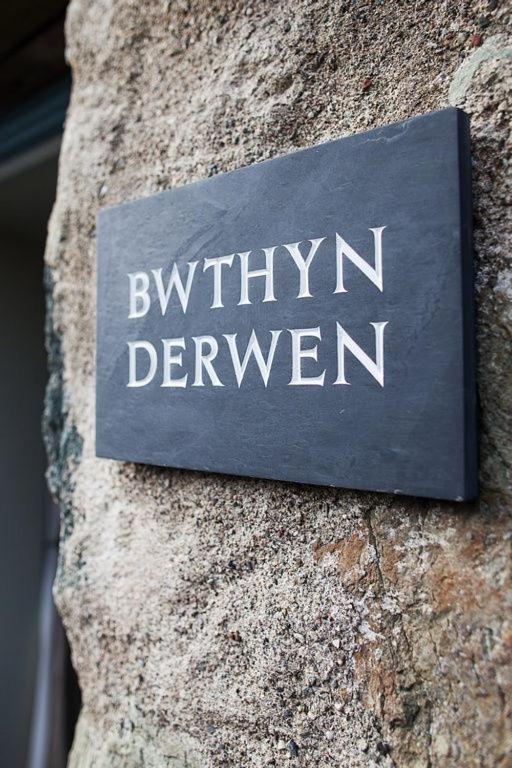 Bwthyn Derwen view 3