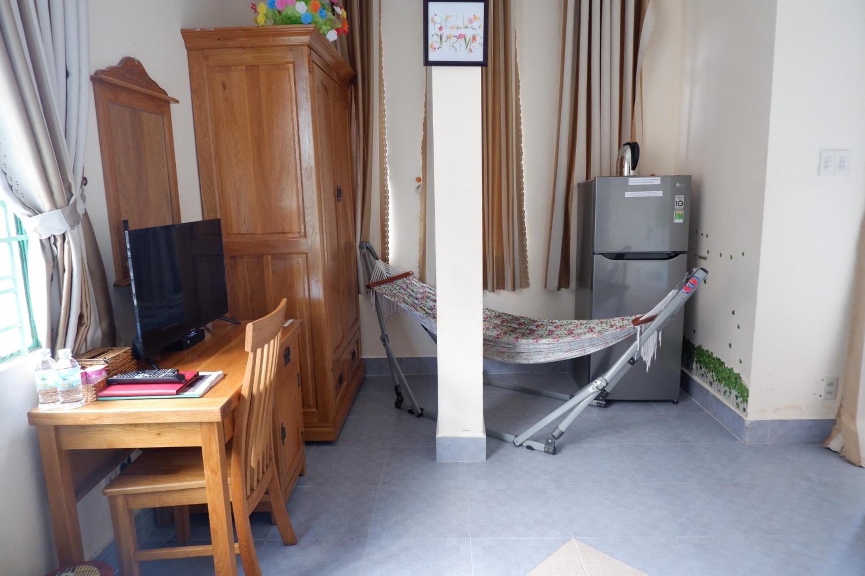 Winter Spring Homestay