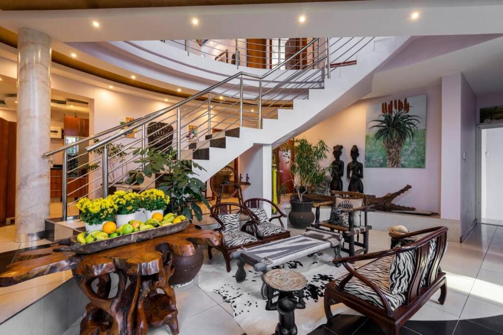 Fairwood Villa Umhlanga, Ocean Views & Rooftop Pool