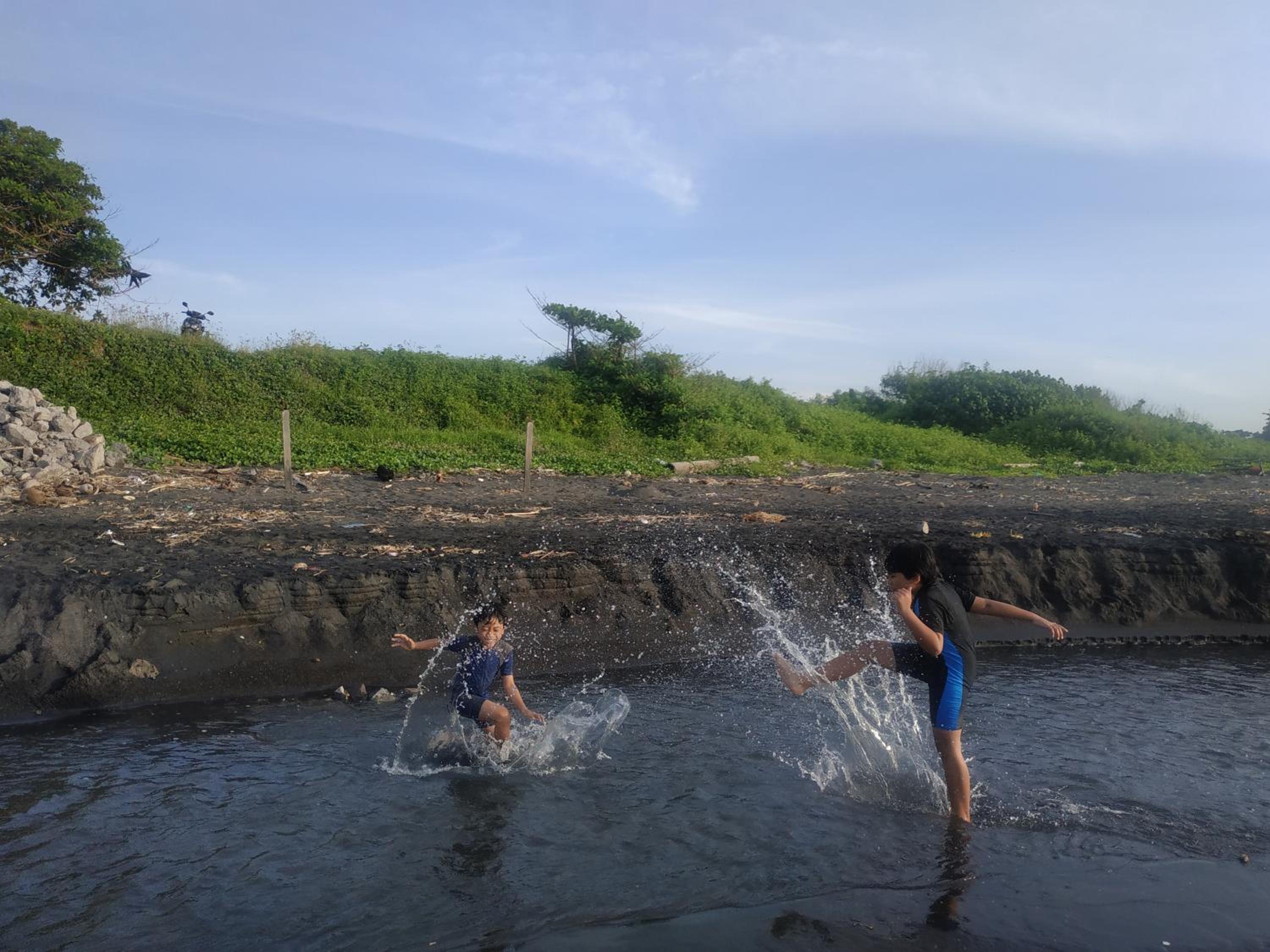 Tamiu Guesthouse at Desa Wisata Keramas Near Keramas Surf Beach