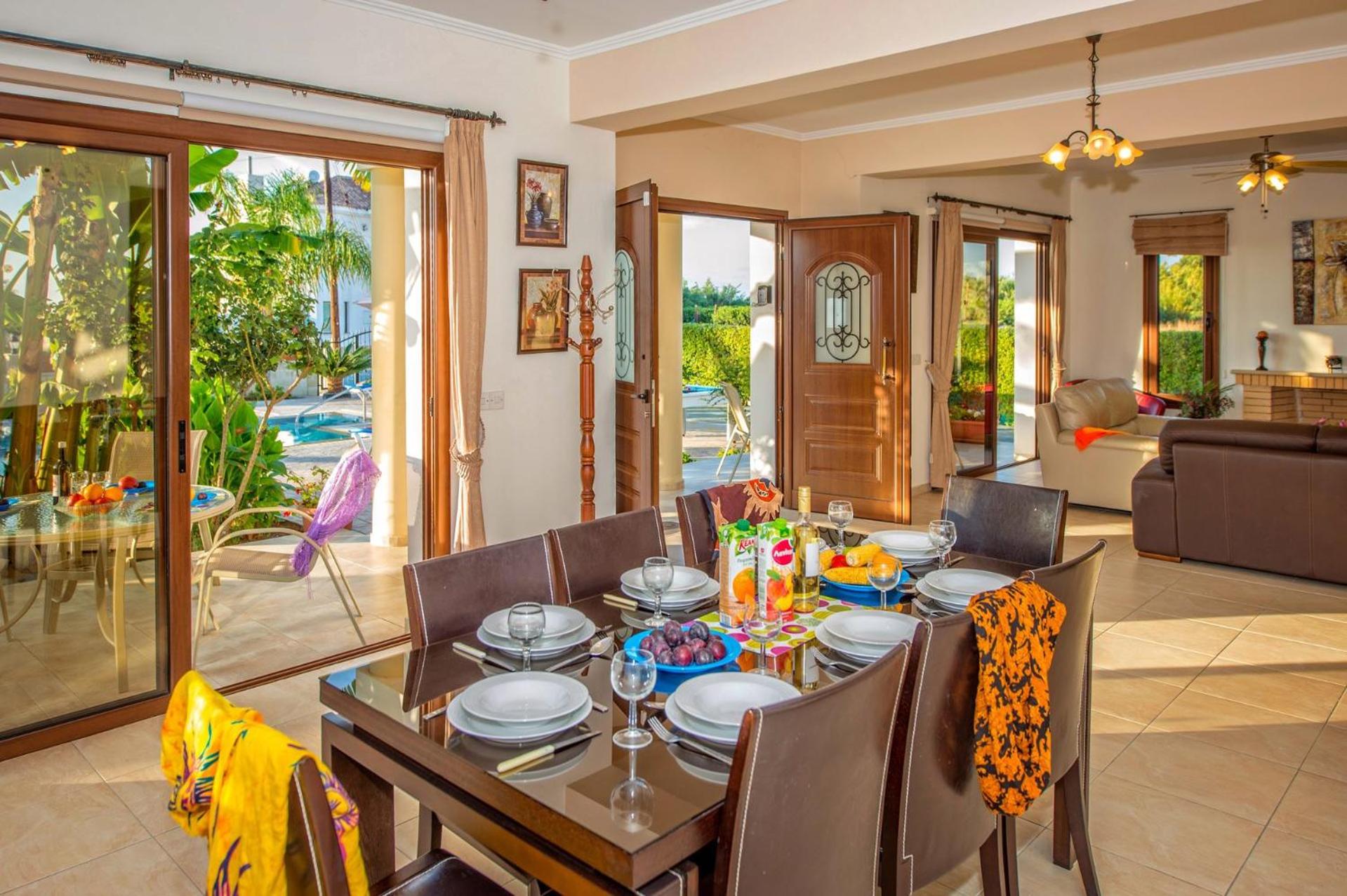 Dora' s Villa
