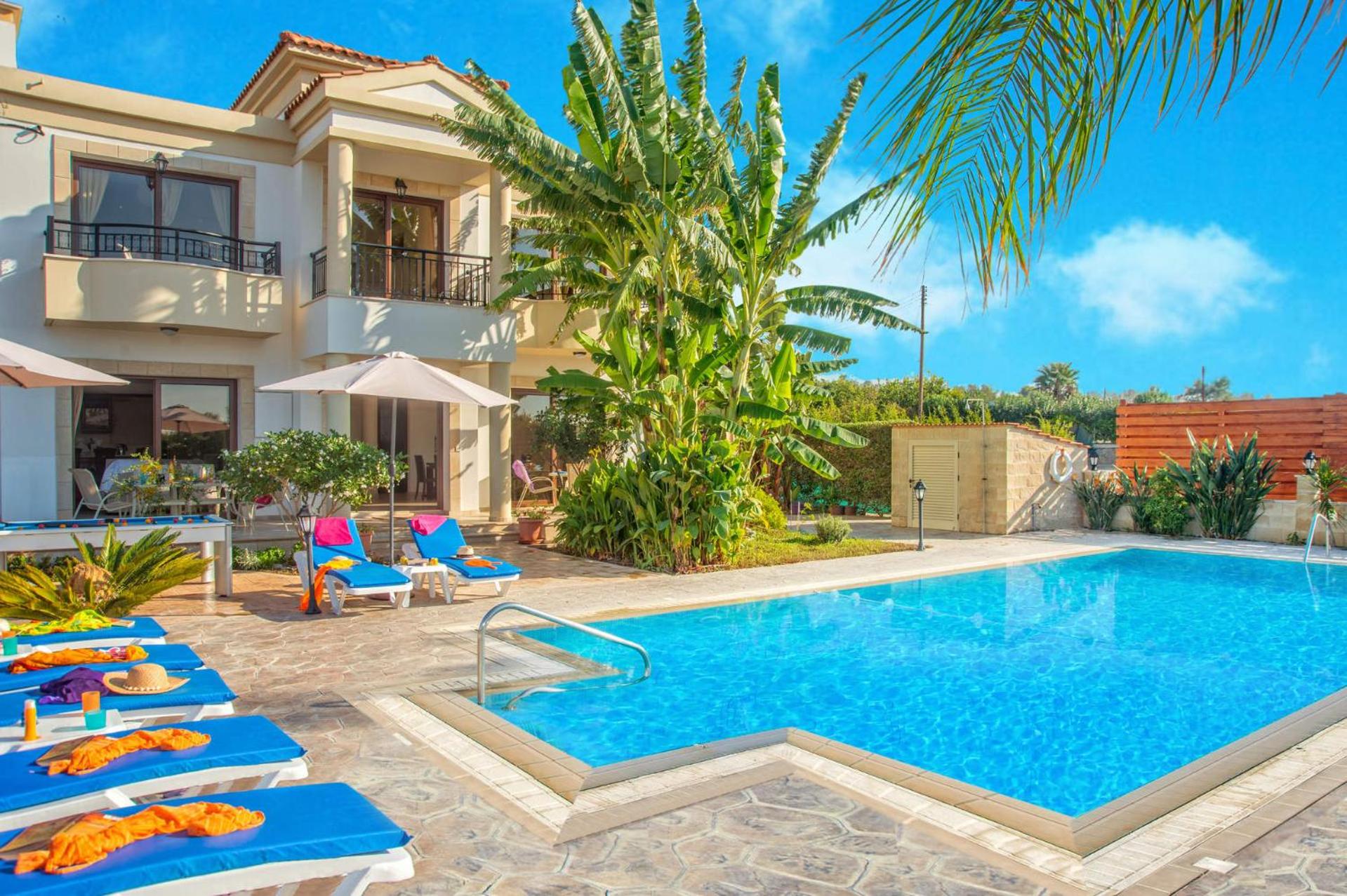 Dora' s Villa