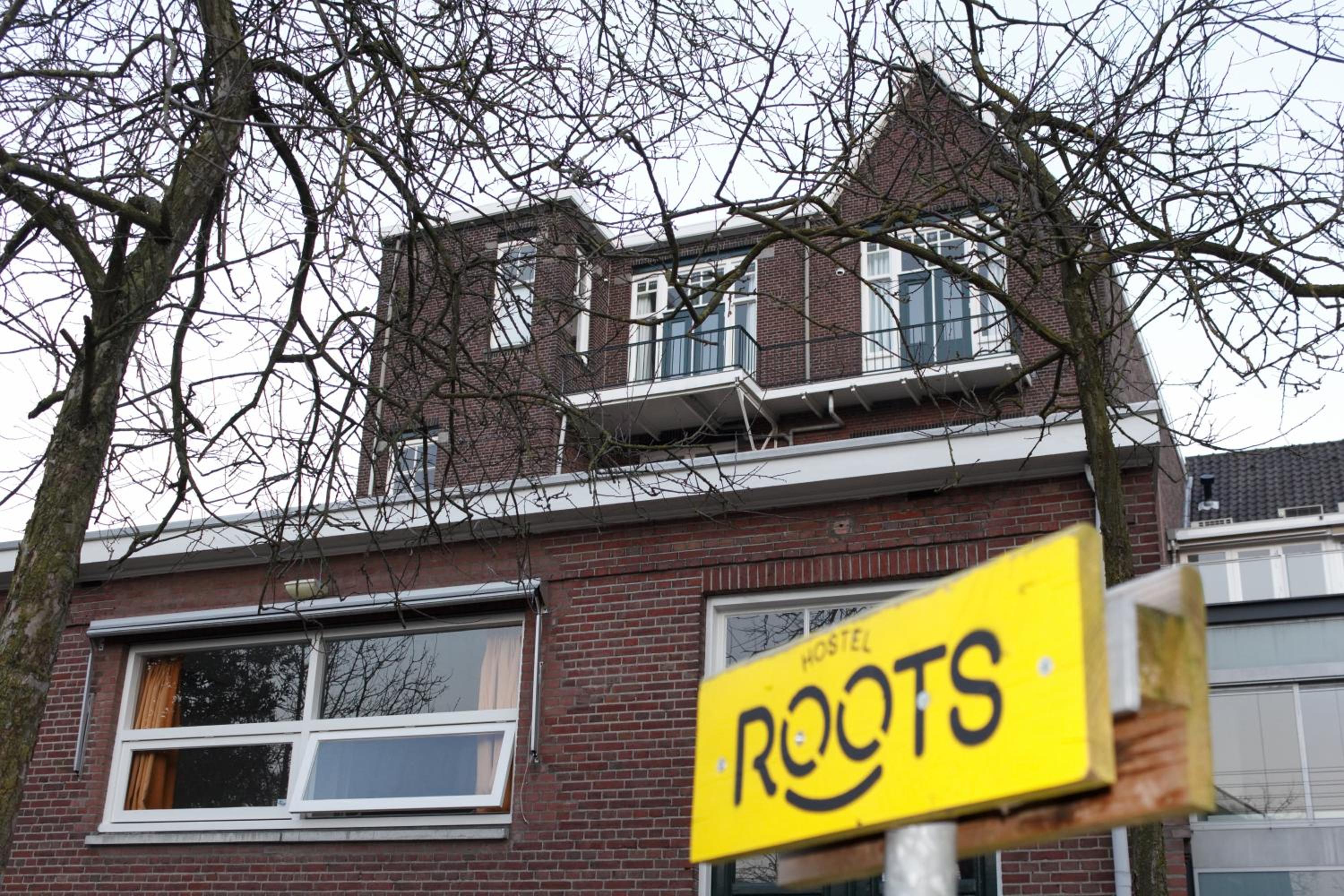 Hostel Roots
