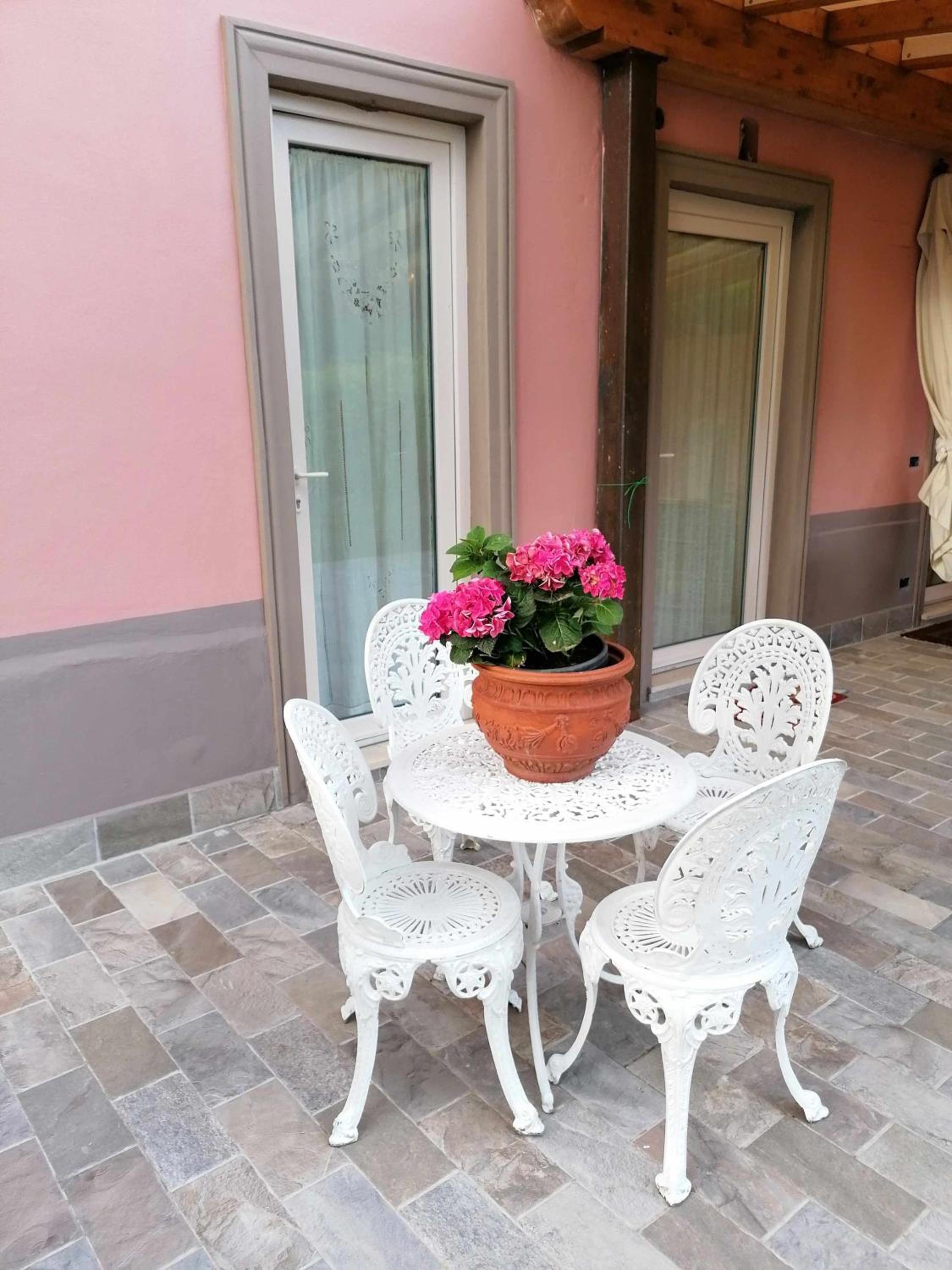 B&B La Rosa Nel Verde view 5