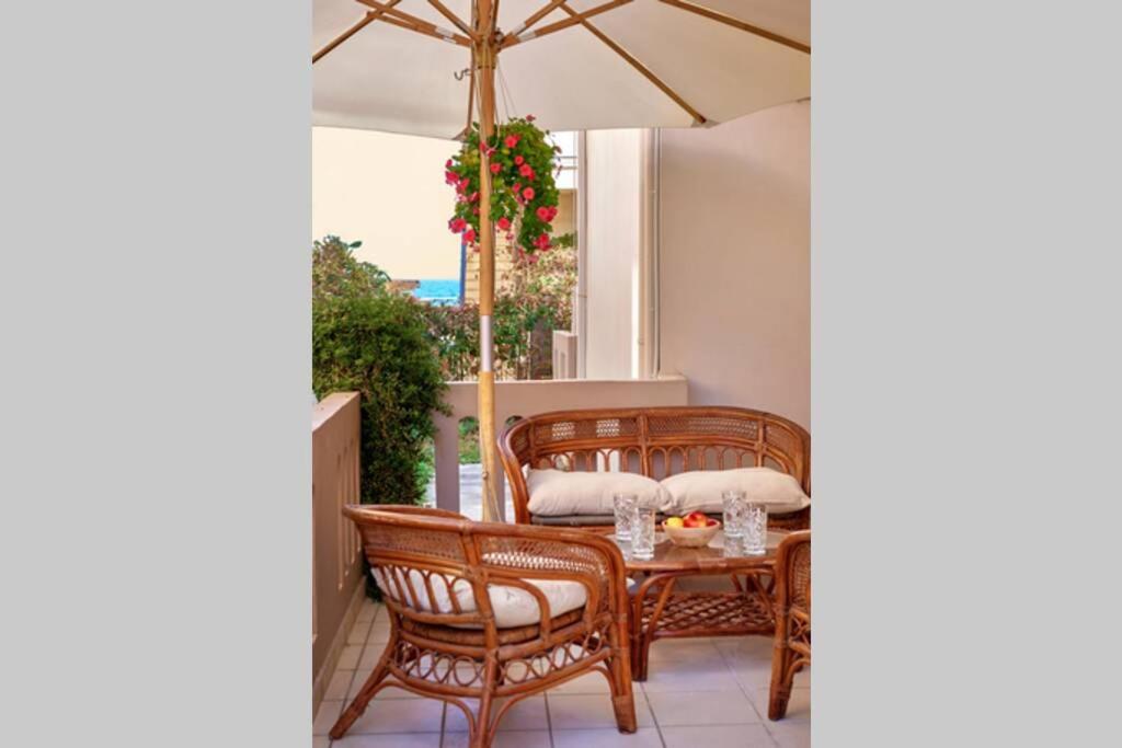 Natasha's Luxury apartment by the sea view 3