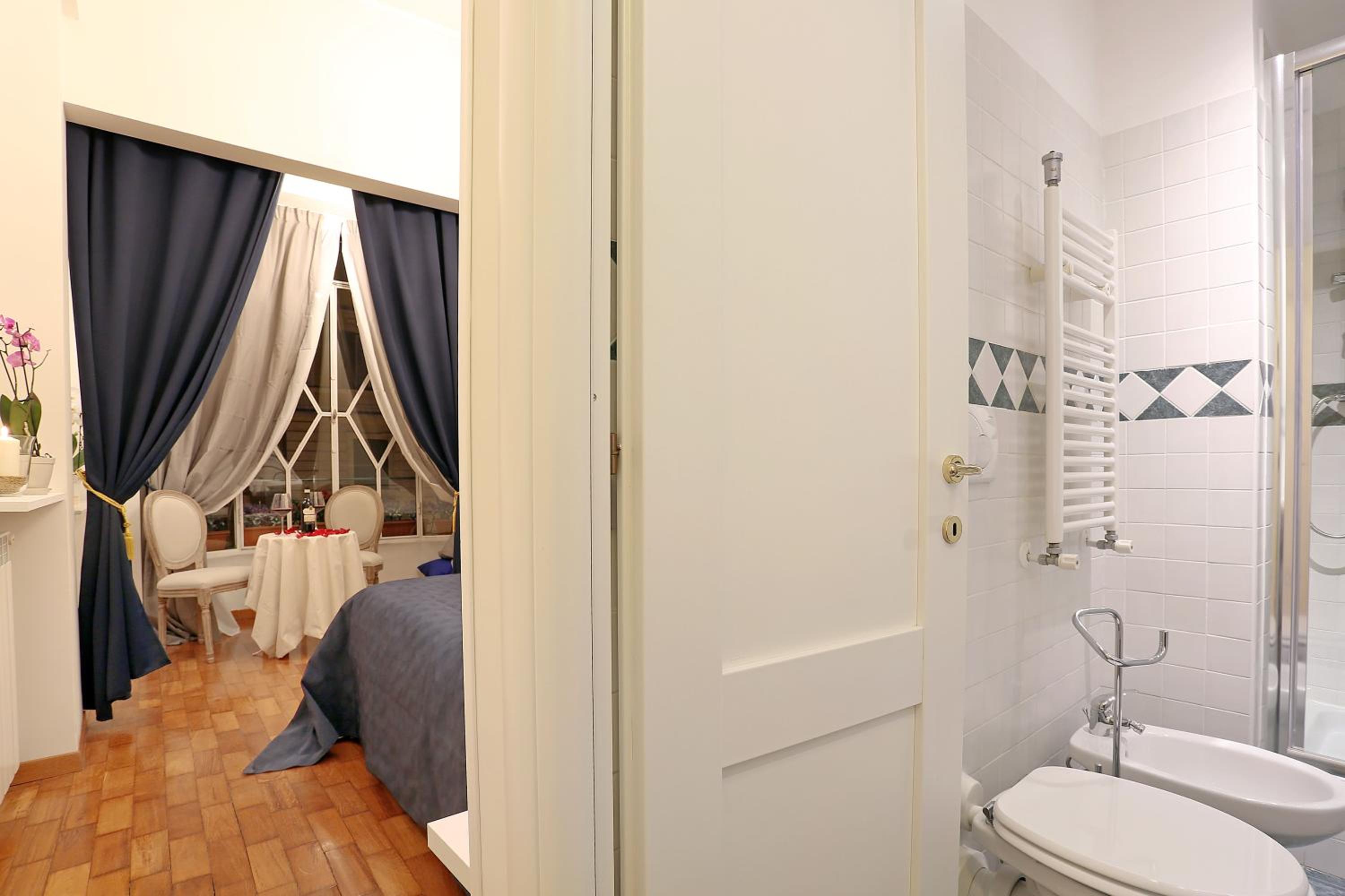 Grand Tour Rome Suites - Liberty Collection
