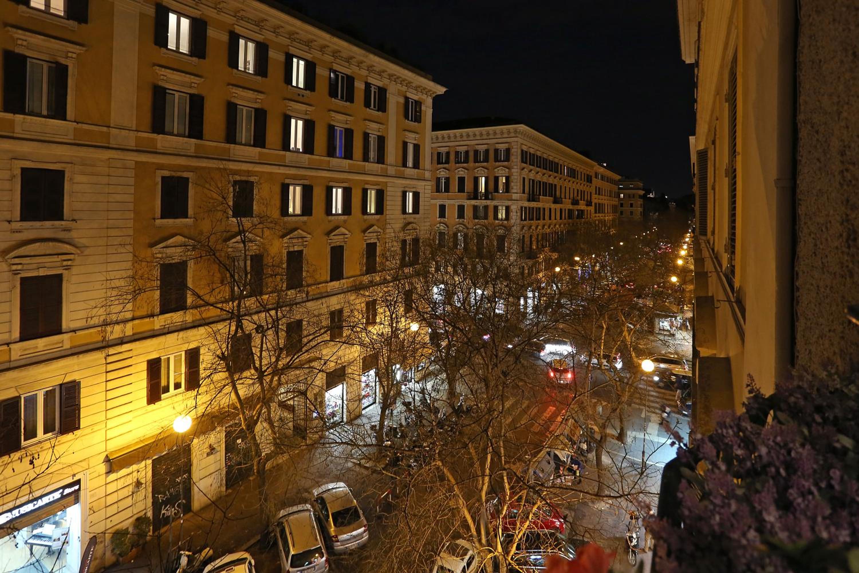 Grand Tour Rome Suites - Liberty Collection