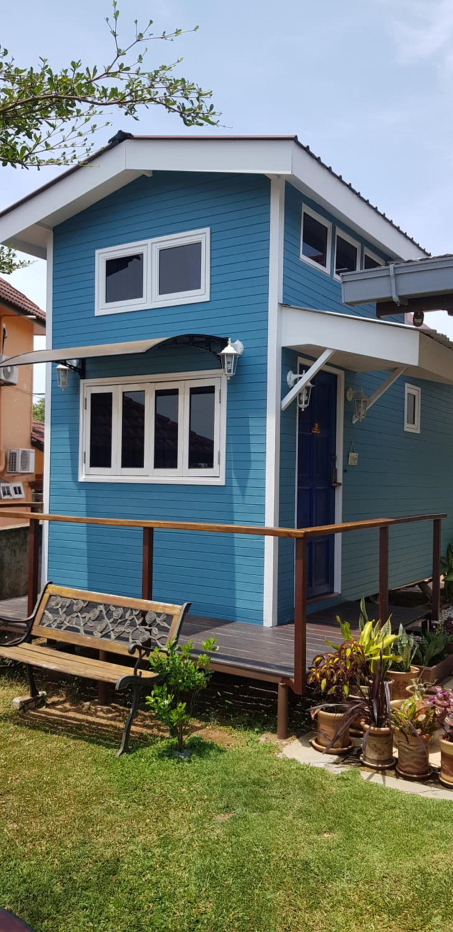 Tiny House B&B photo 2