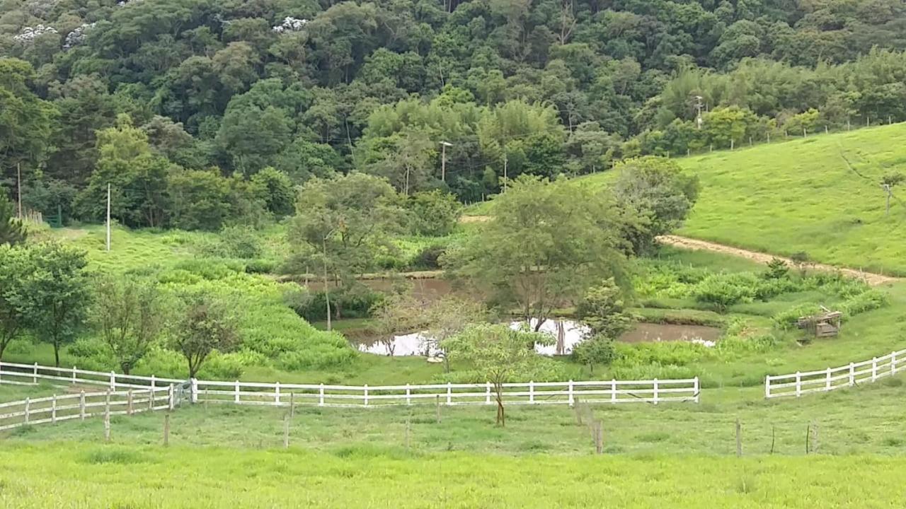 Sítio entre Santo Antonio Pinhal e Campos do Jordão