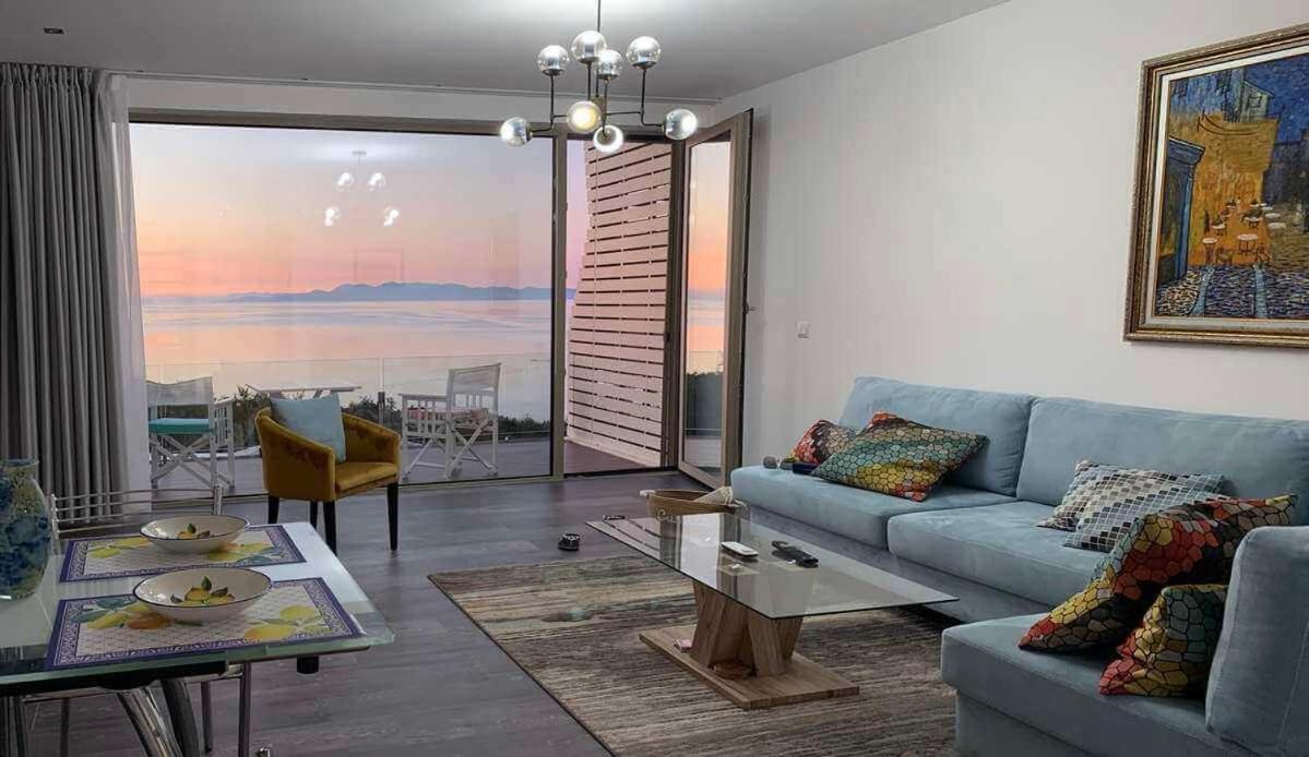 Duplex Seaview Condo