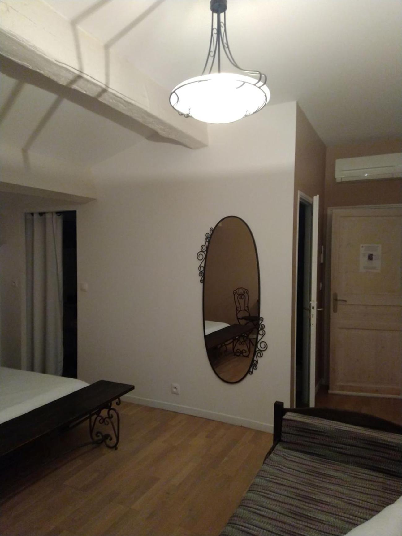 Le Clos du Théron, chambre d'hôte, photo 43