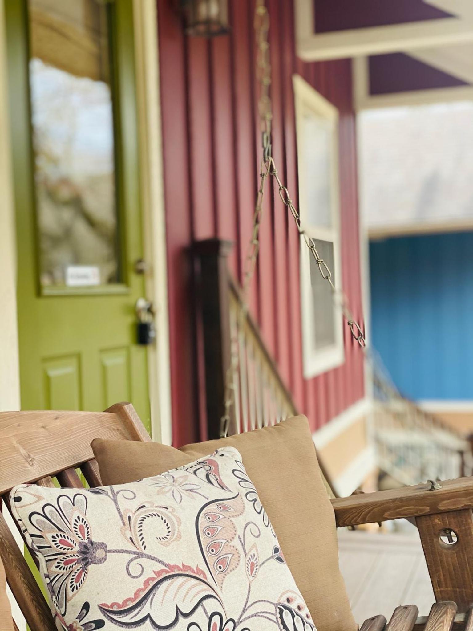 All Seasons Treehouse Village
