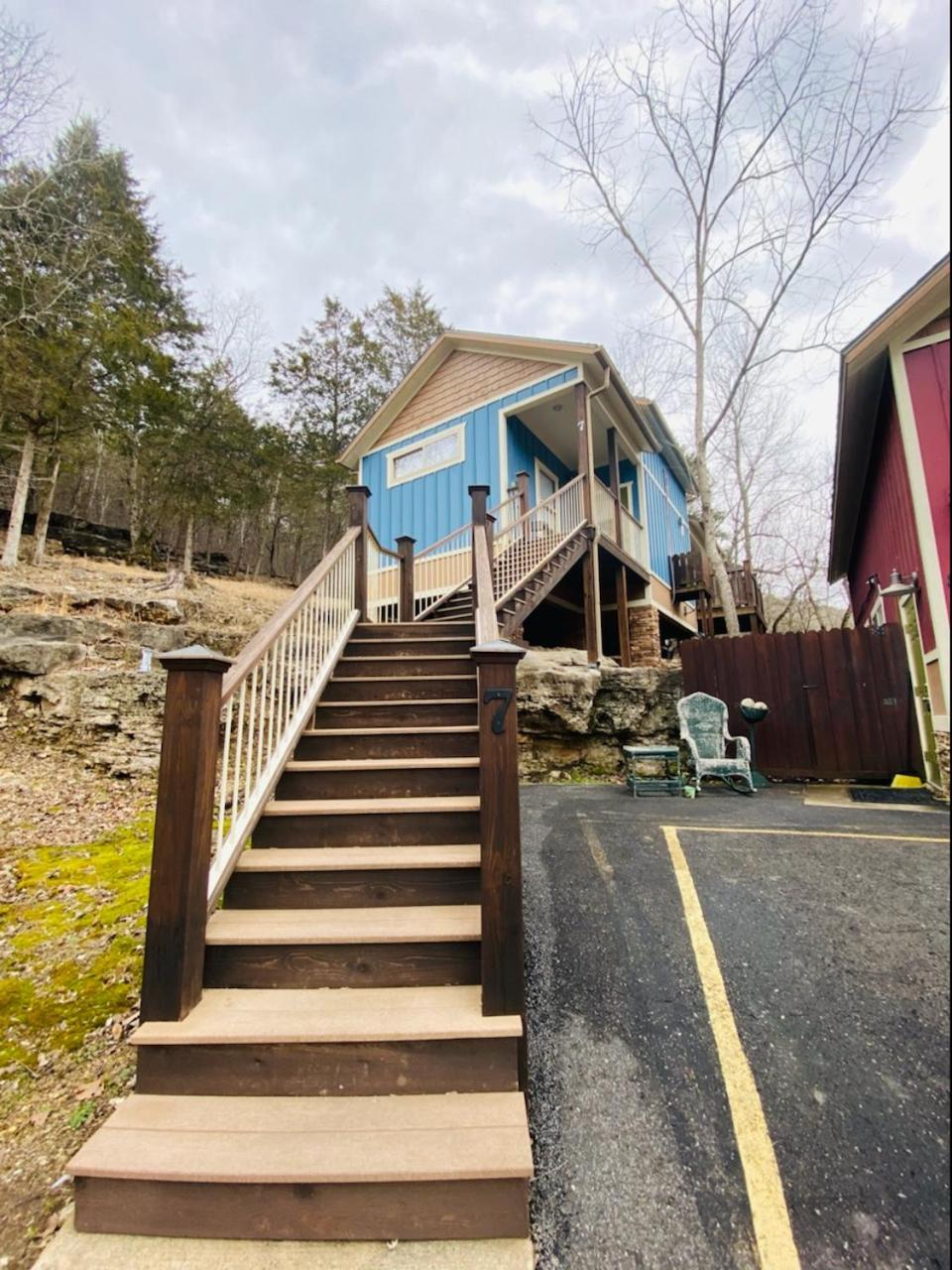 All Seasons Treehouse Village