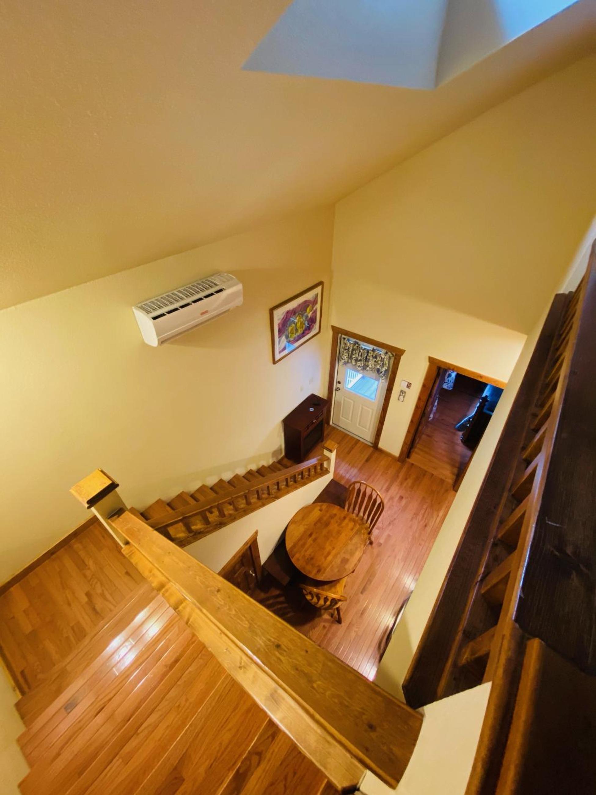 All Seasons Treehouse Village