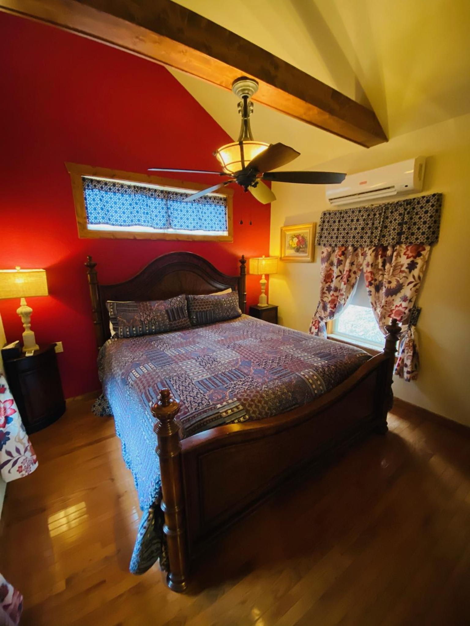 All Seasons Treehouse Village
