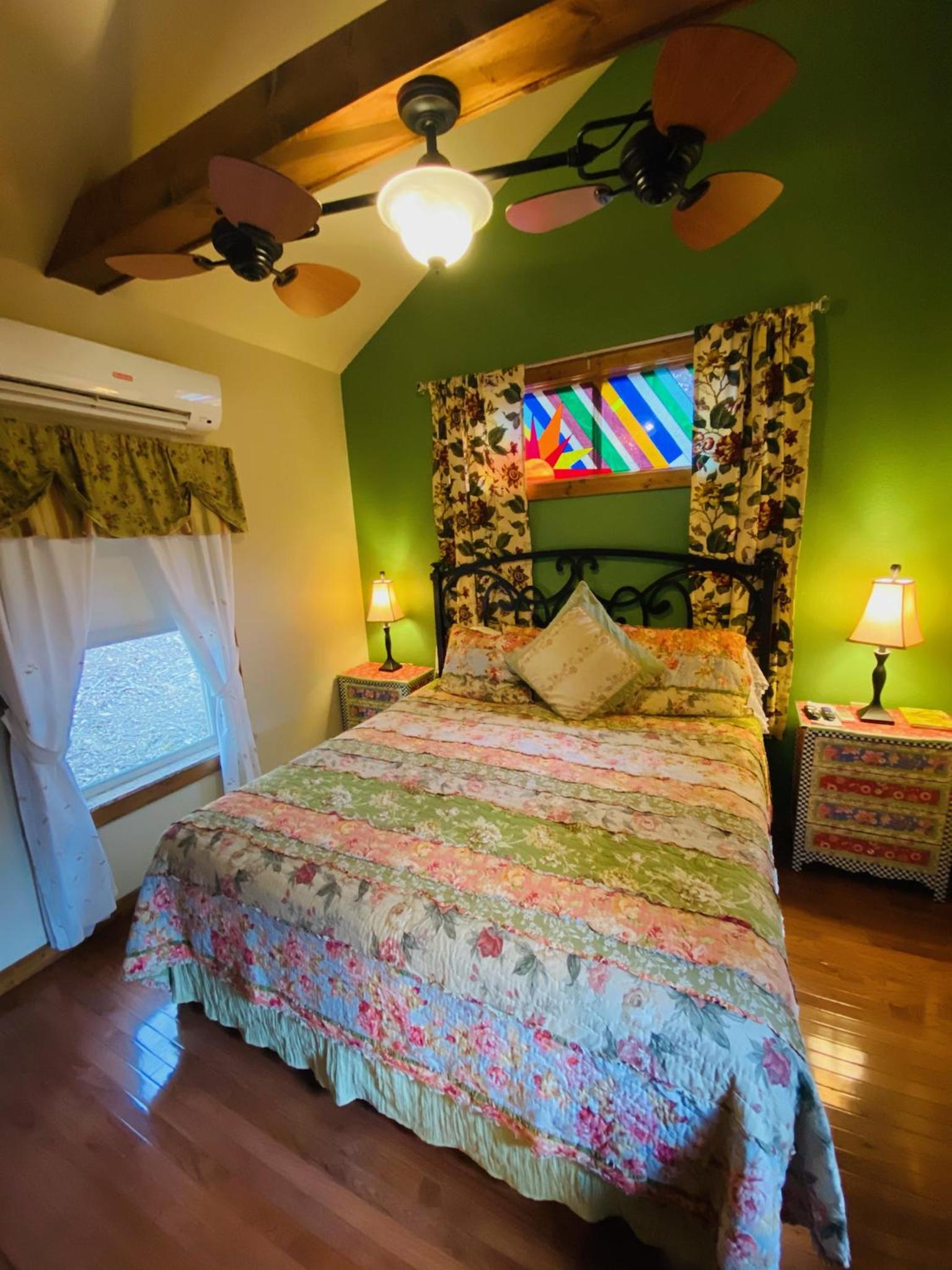 All Seasons Treehouse Village