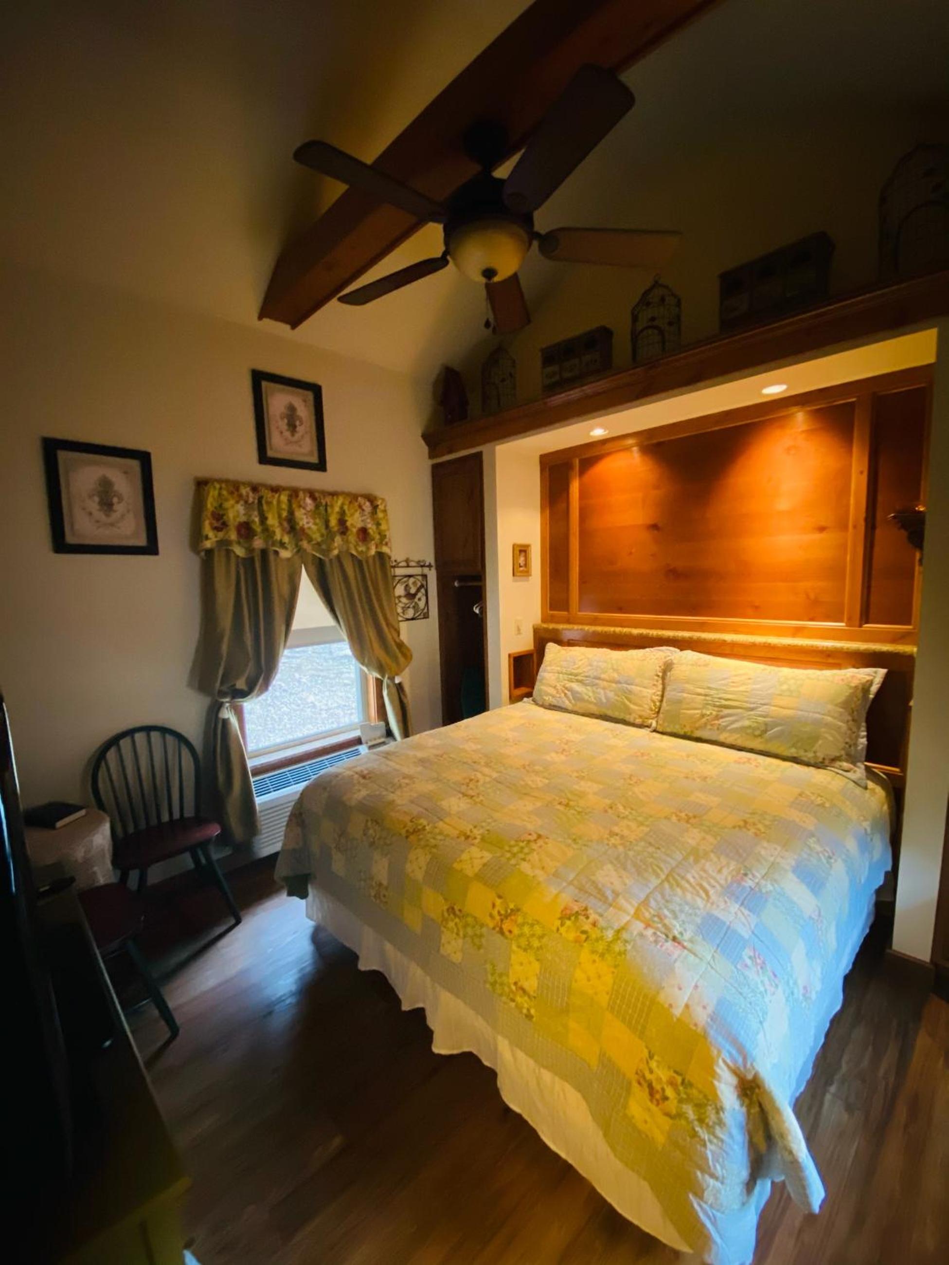 All Seasons Treehouse Village