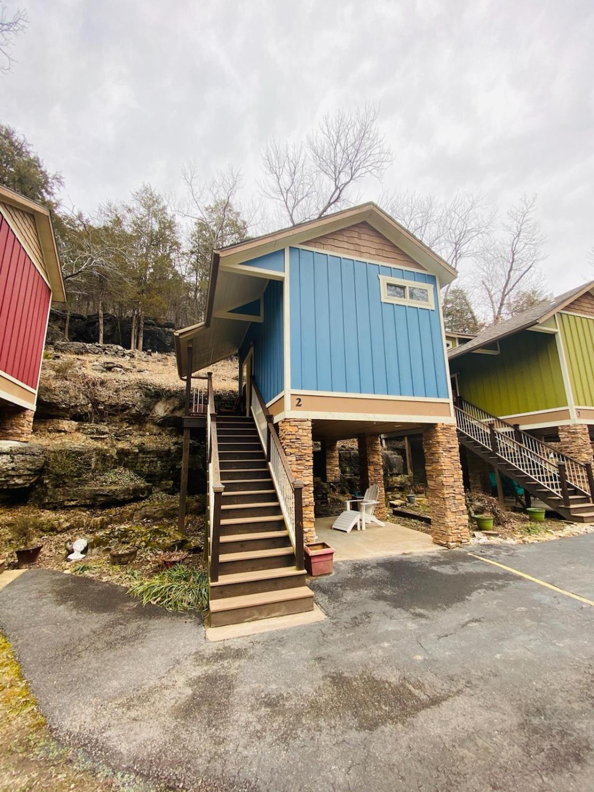 All Seasons Treehouse Village