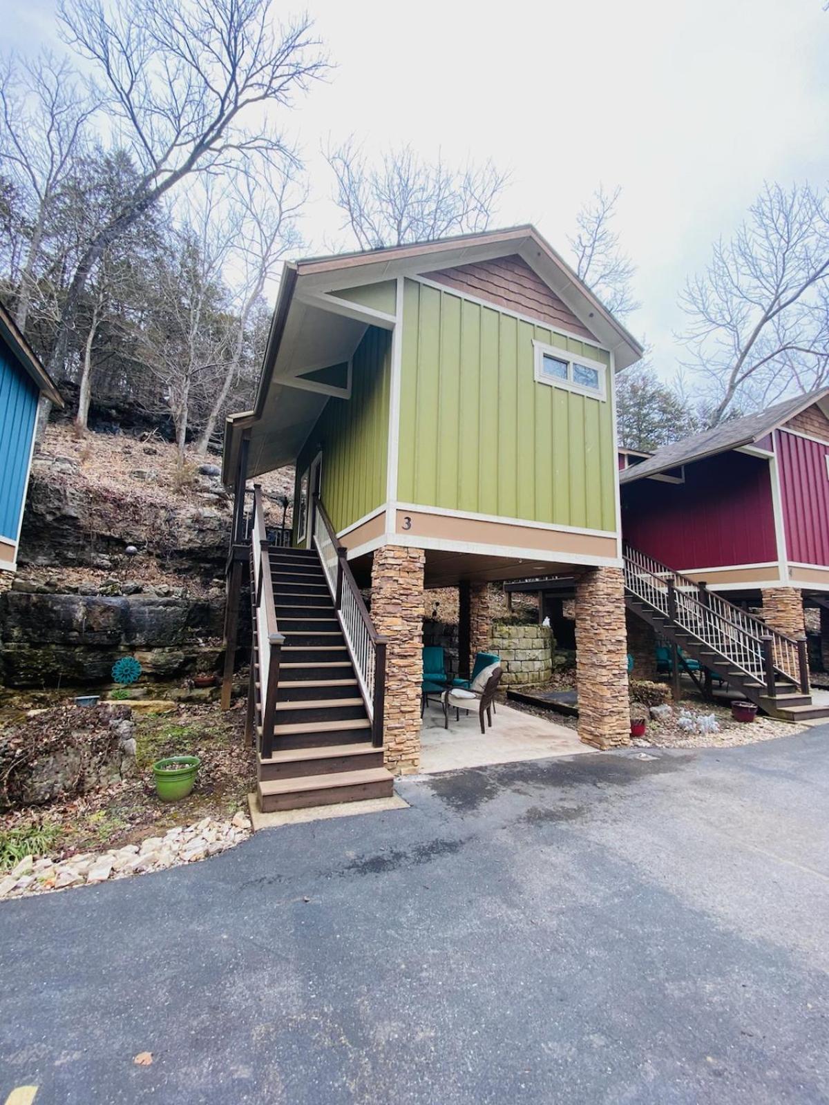 All Seasons Treehouse Village