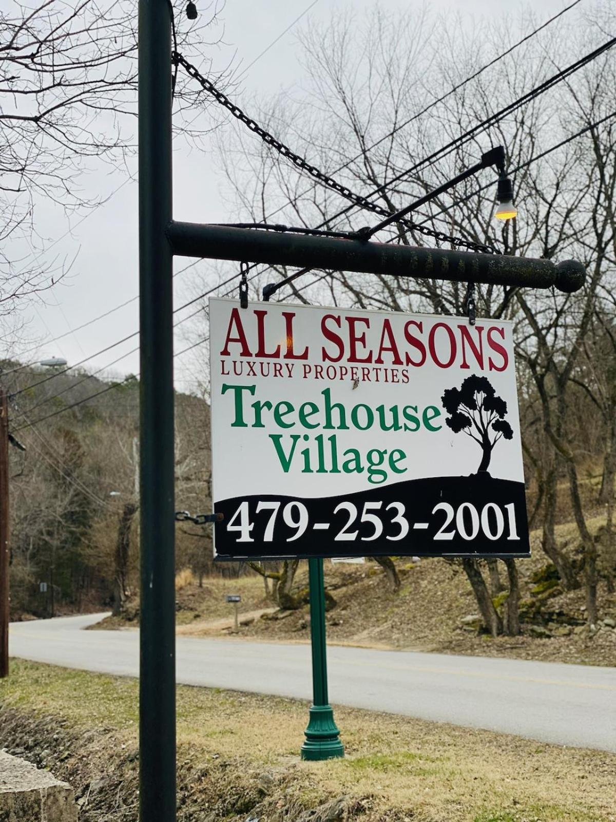 All Seasons Treehouse Village