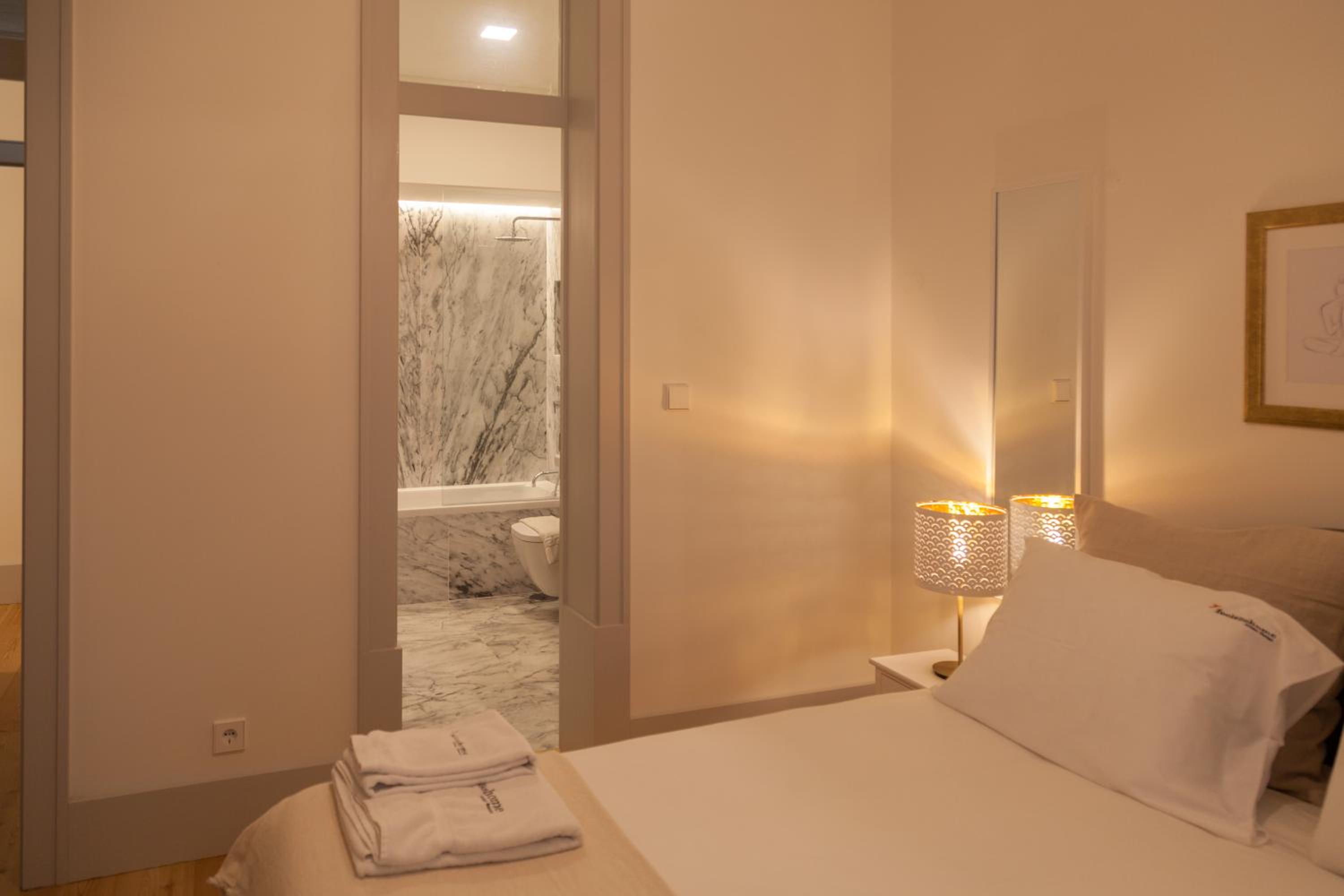 FLH Downtown Classic Luxus Apartment