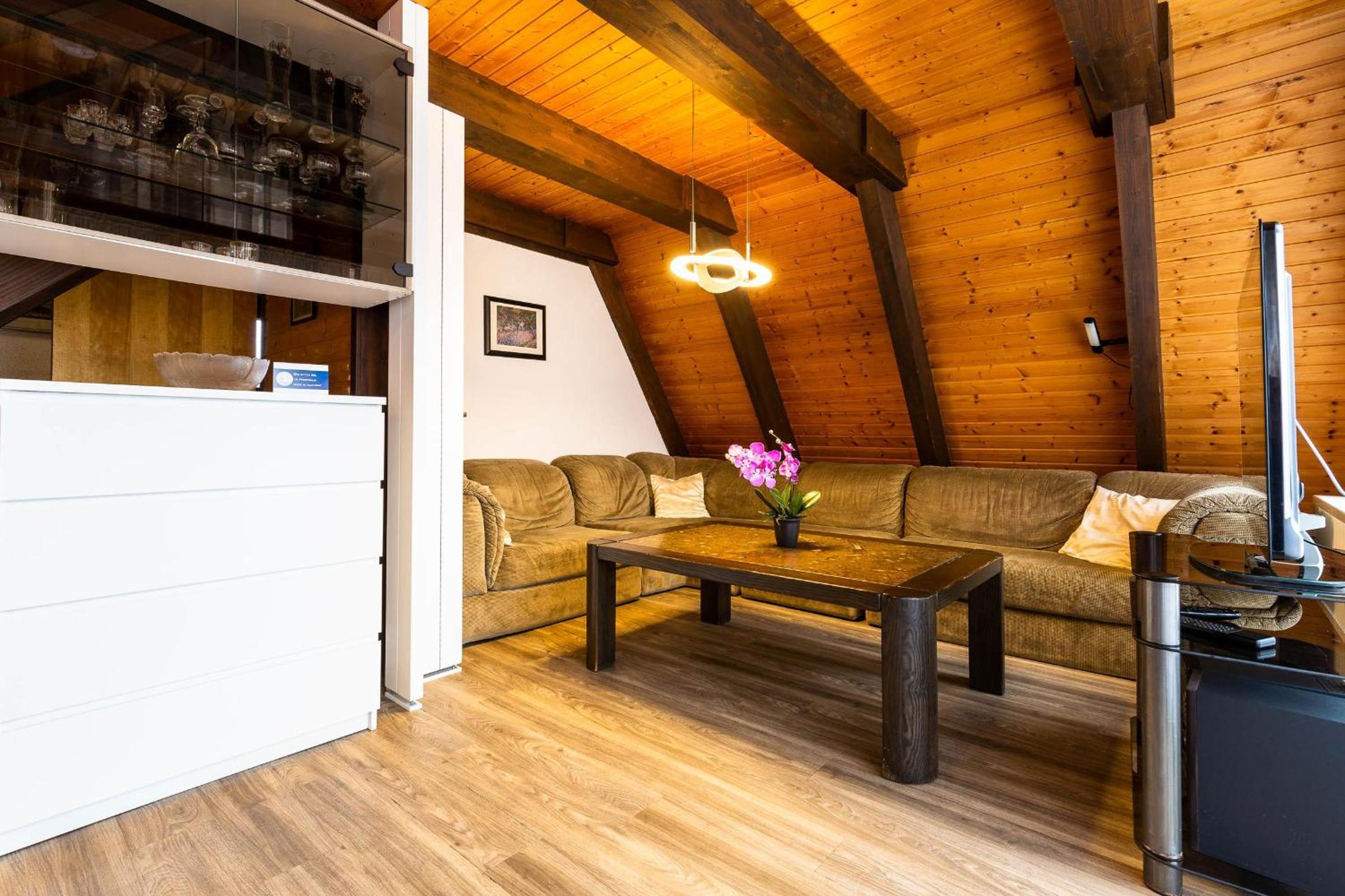 Ferienwohnpark Immenstaad am Bodensee Nurdachhaus Typ 8 NDW 114