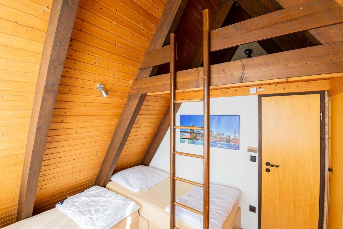 Ferienwohnpark Immenstaad am Bodensee Nurdachhaus Typ 8 NDW 084