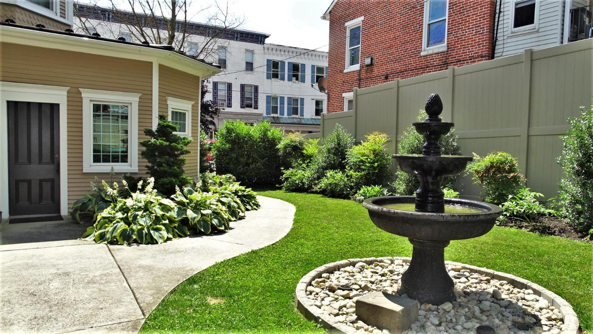 Downtown Bucher House view 4