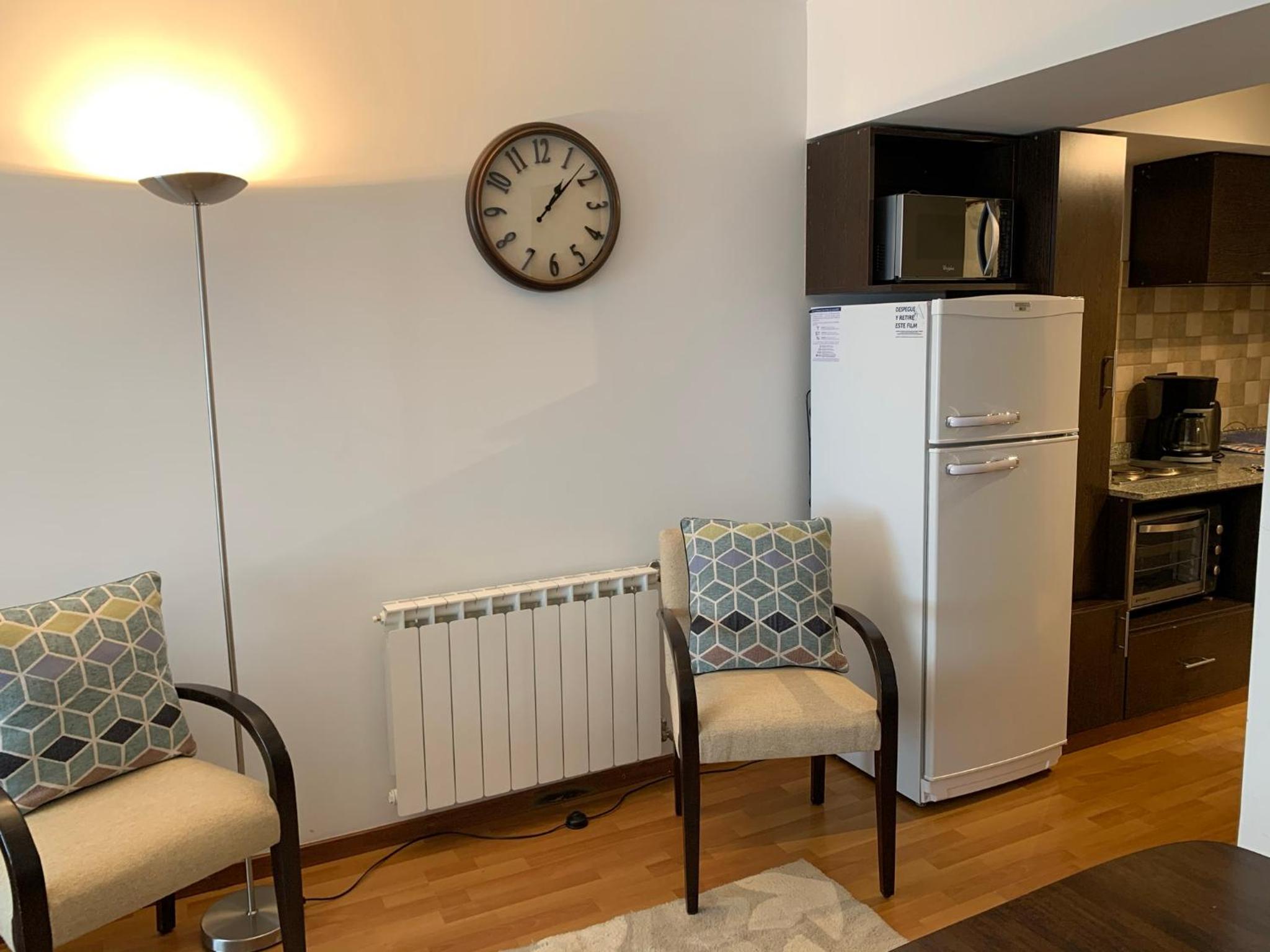 URBANA SUITES & STUDIOS 440