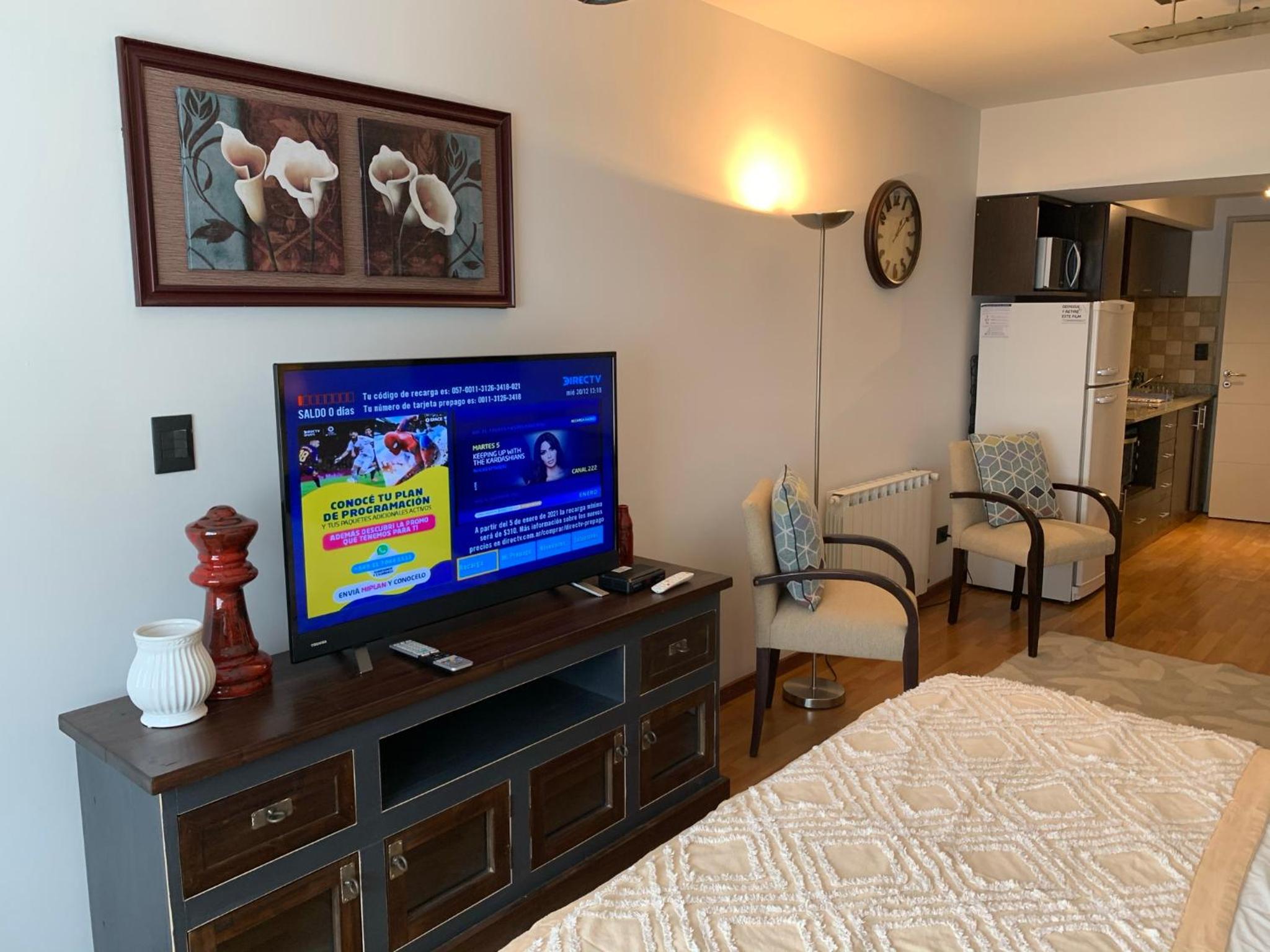 URBANA SUITES & STUDIOS 440