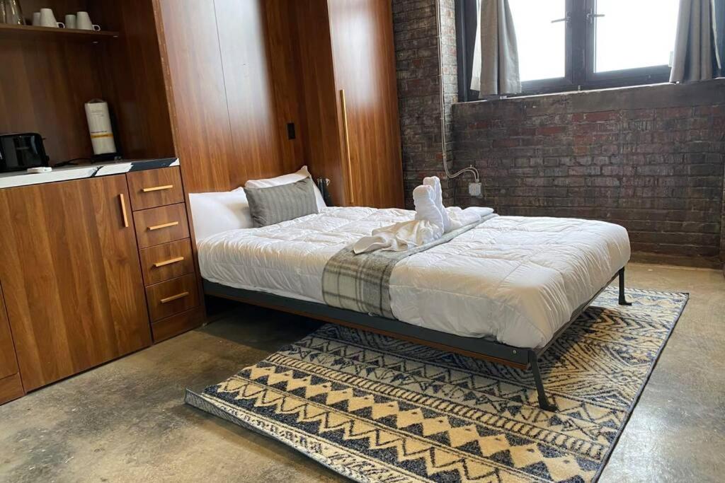 3E-Cozy! Micro apartment! in Oakland, sleeps 1 view 2