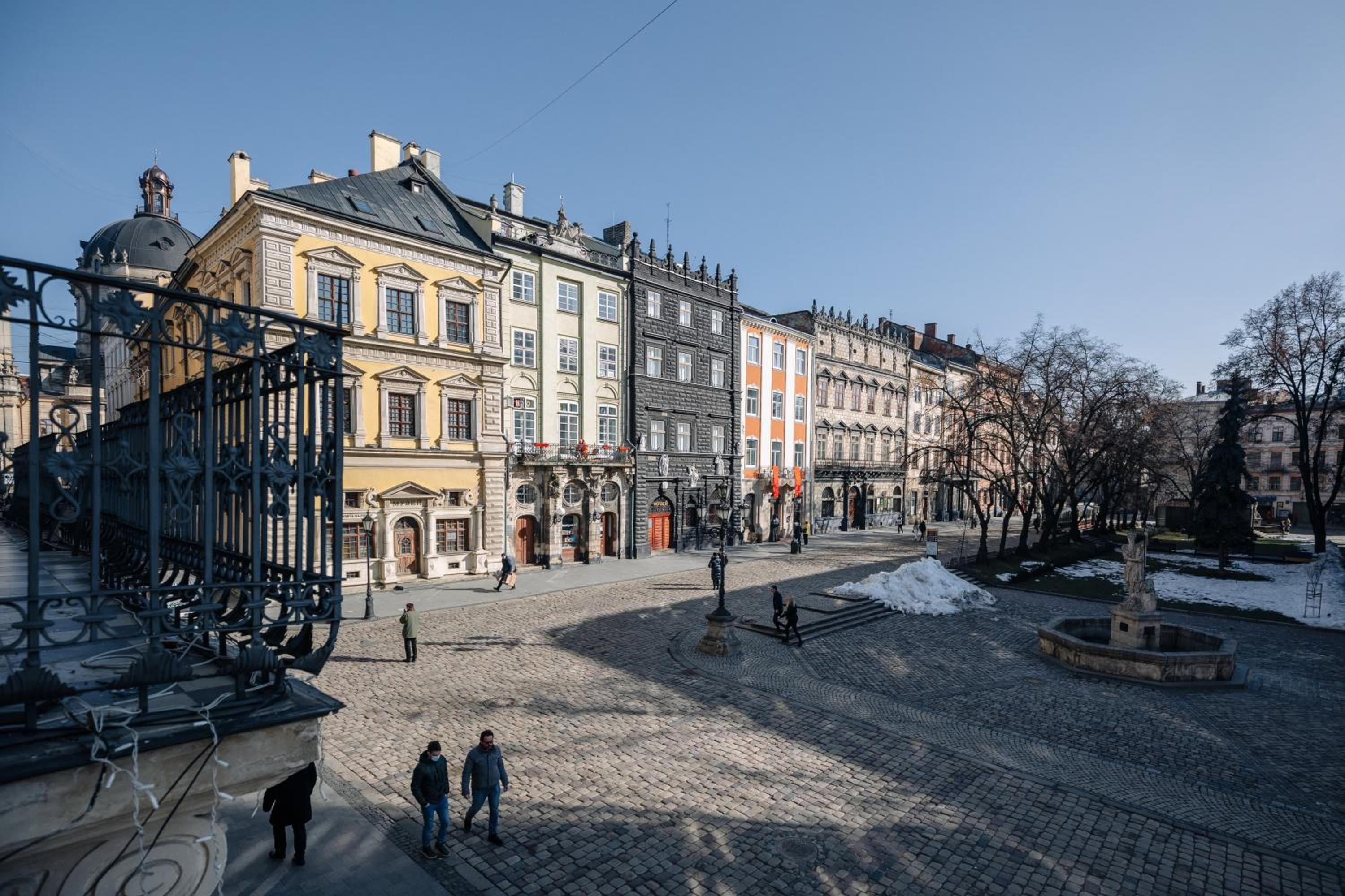 Grand Rynok Square apartment