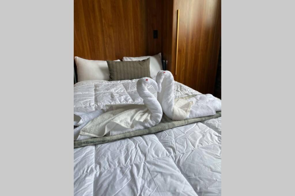 3E-Cozy! Micro apartment minutes from Shadyside, sleeps 1 view 3