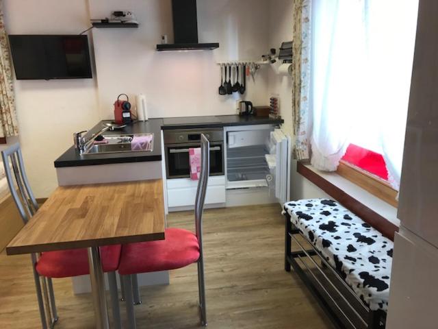 Ruhige Zimmer im Grünen und Studio im Naherholungsgebiet