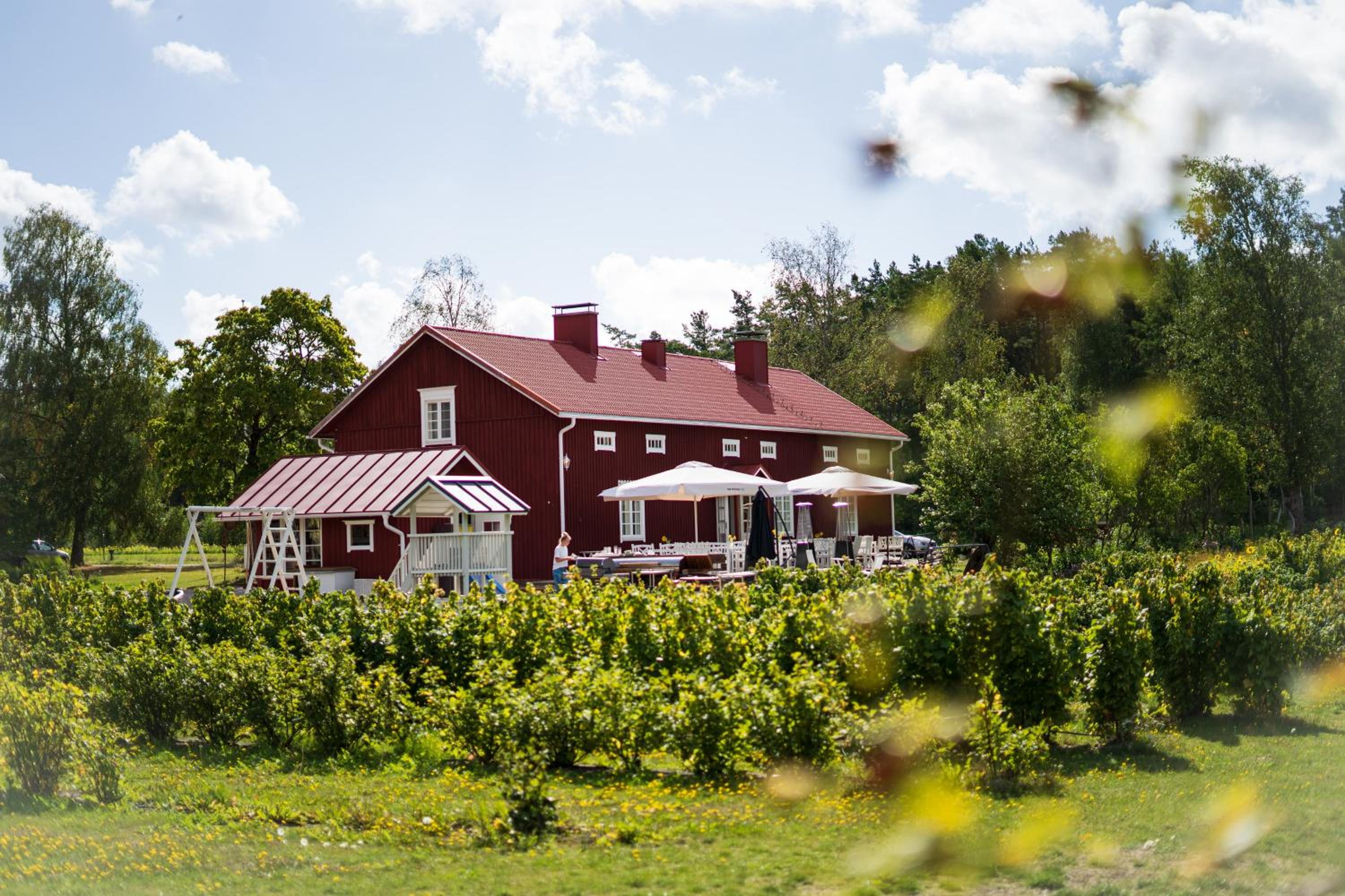 Tackork Gård & Marina