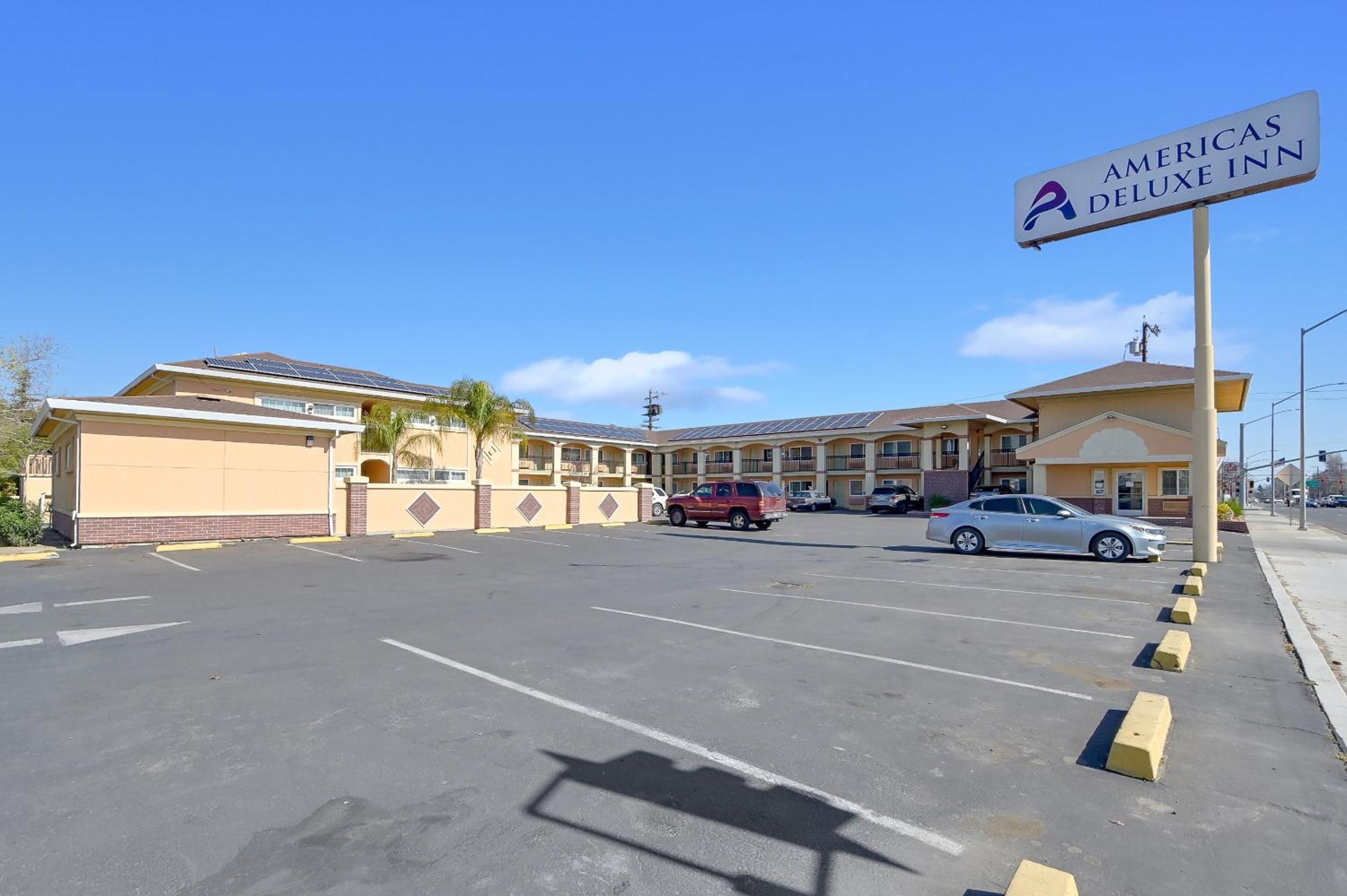 Americas Deluxe Inn- Marysville - Property Image 1