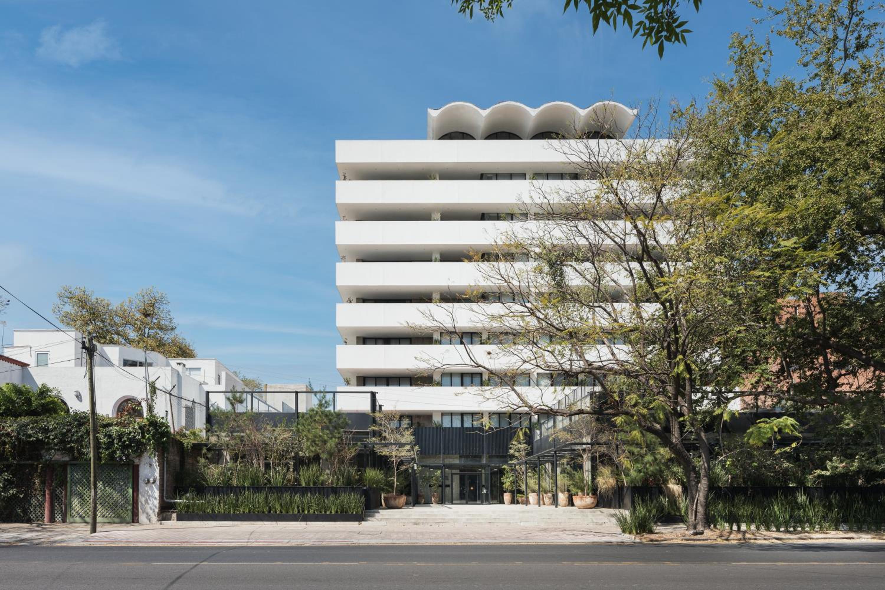 Hotel Bellwort Hotel - Image 1