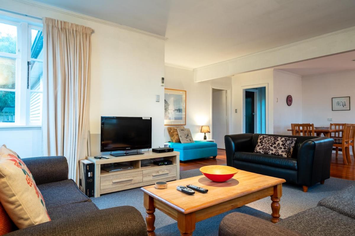 16 Torquay Tce view 4