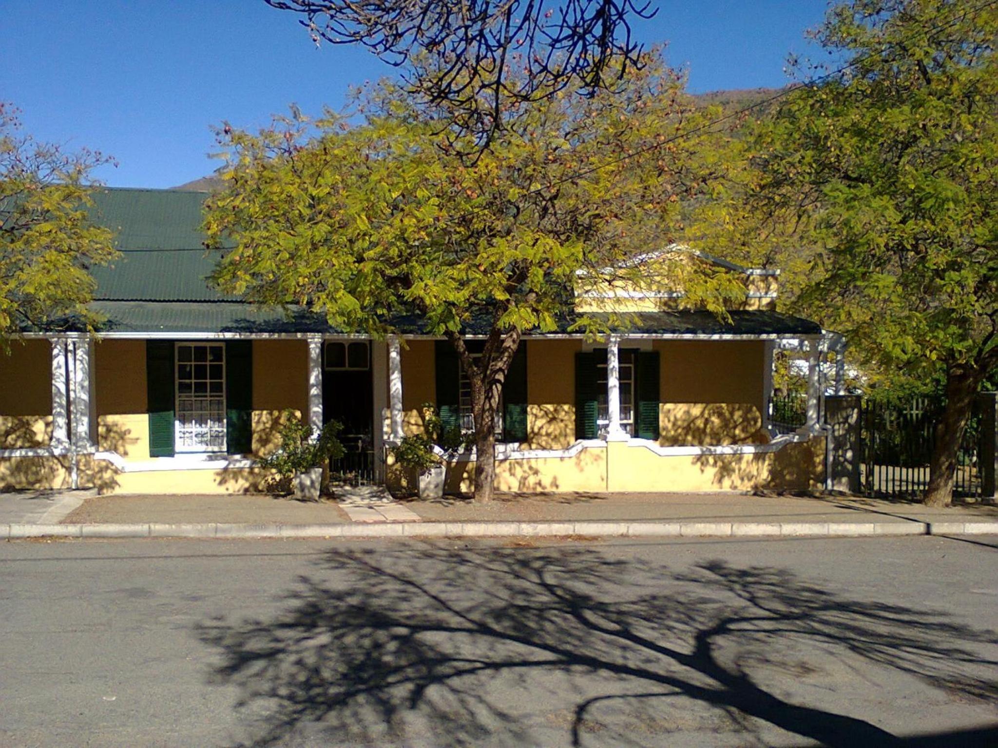 Trackers Inn