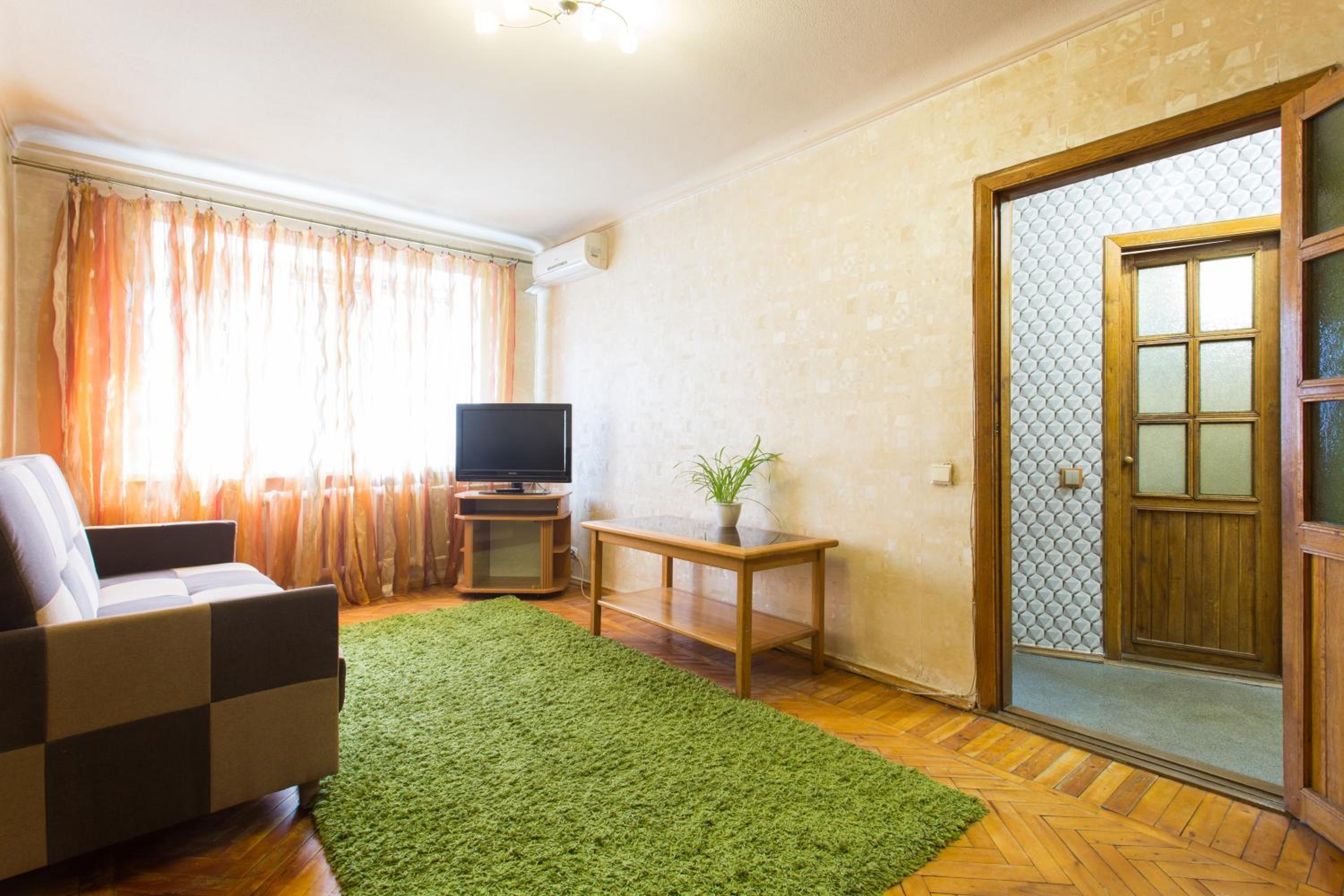 Kosmicheskaya street area view 5