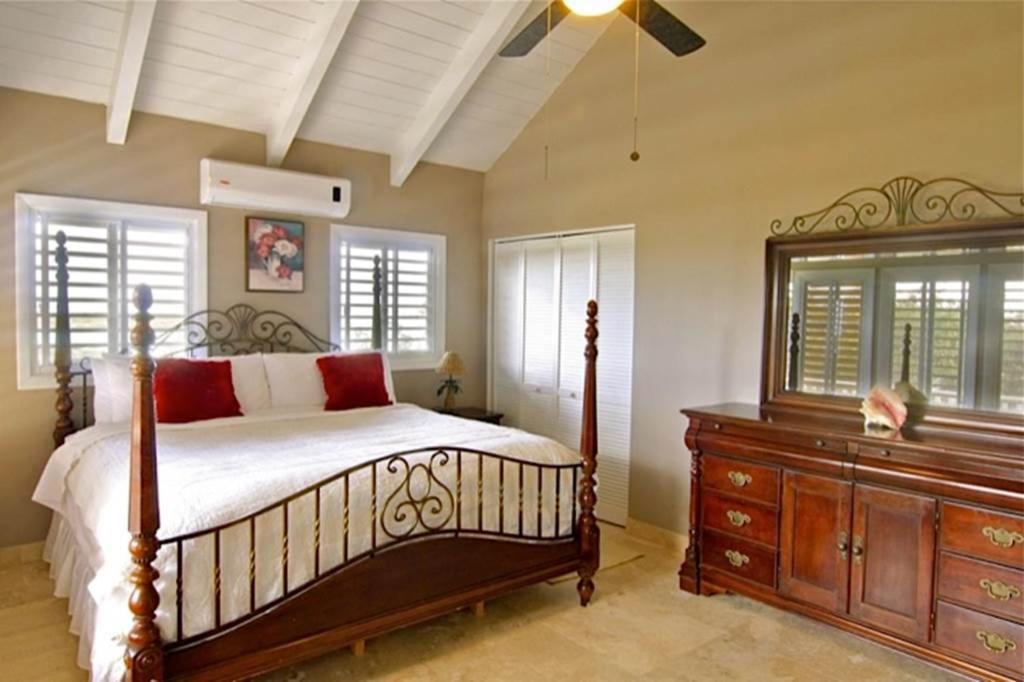 Neptune Villas