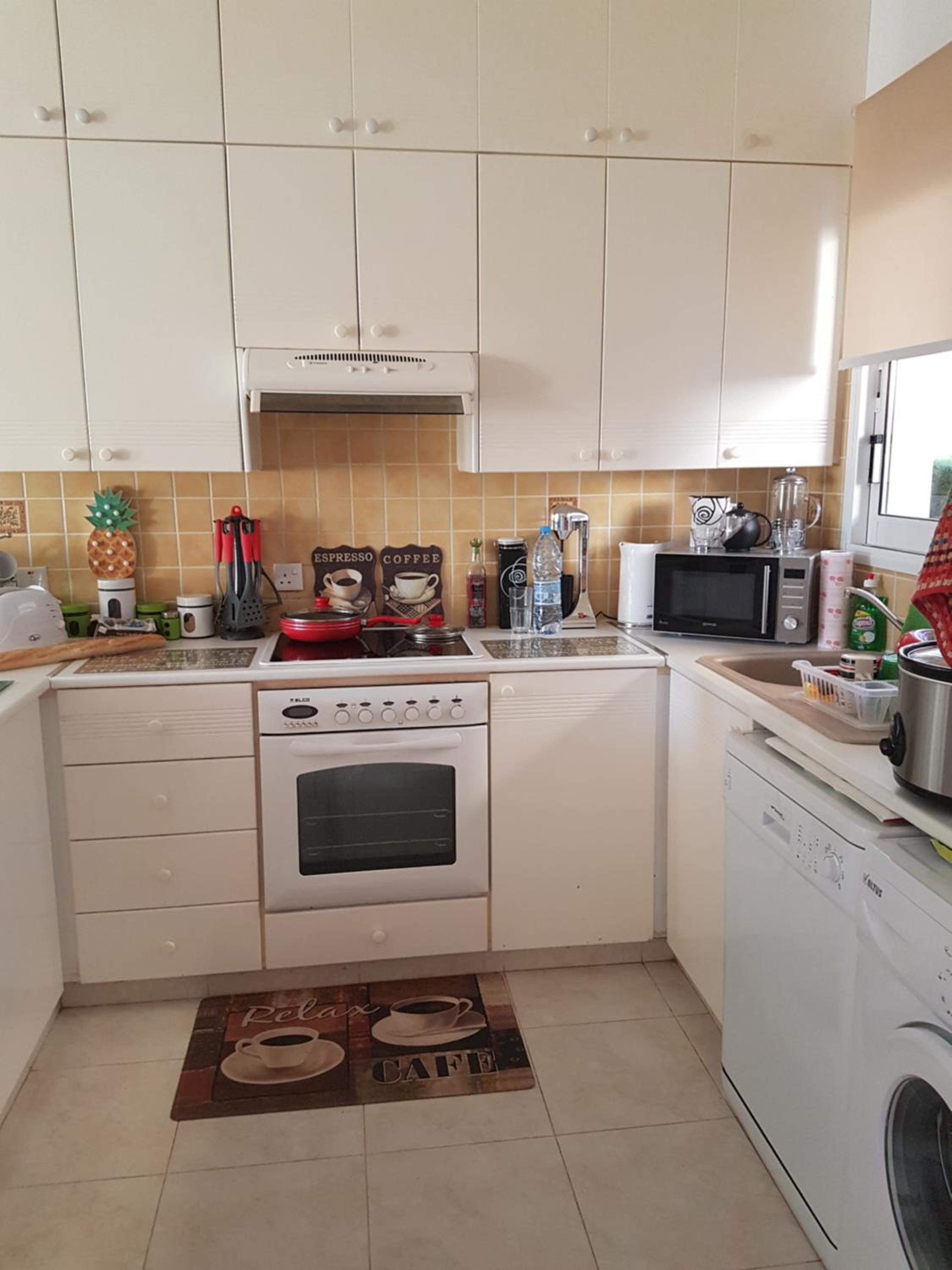 Charming 2 Bed. Ap. with swimming pool