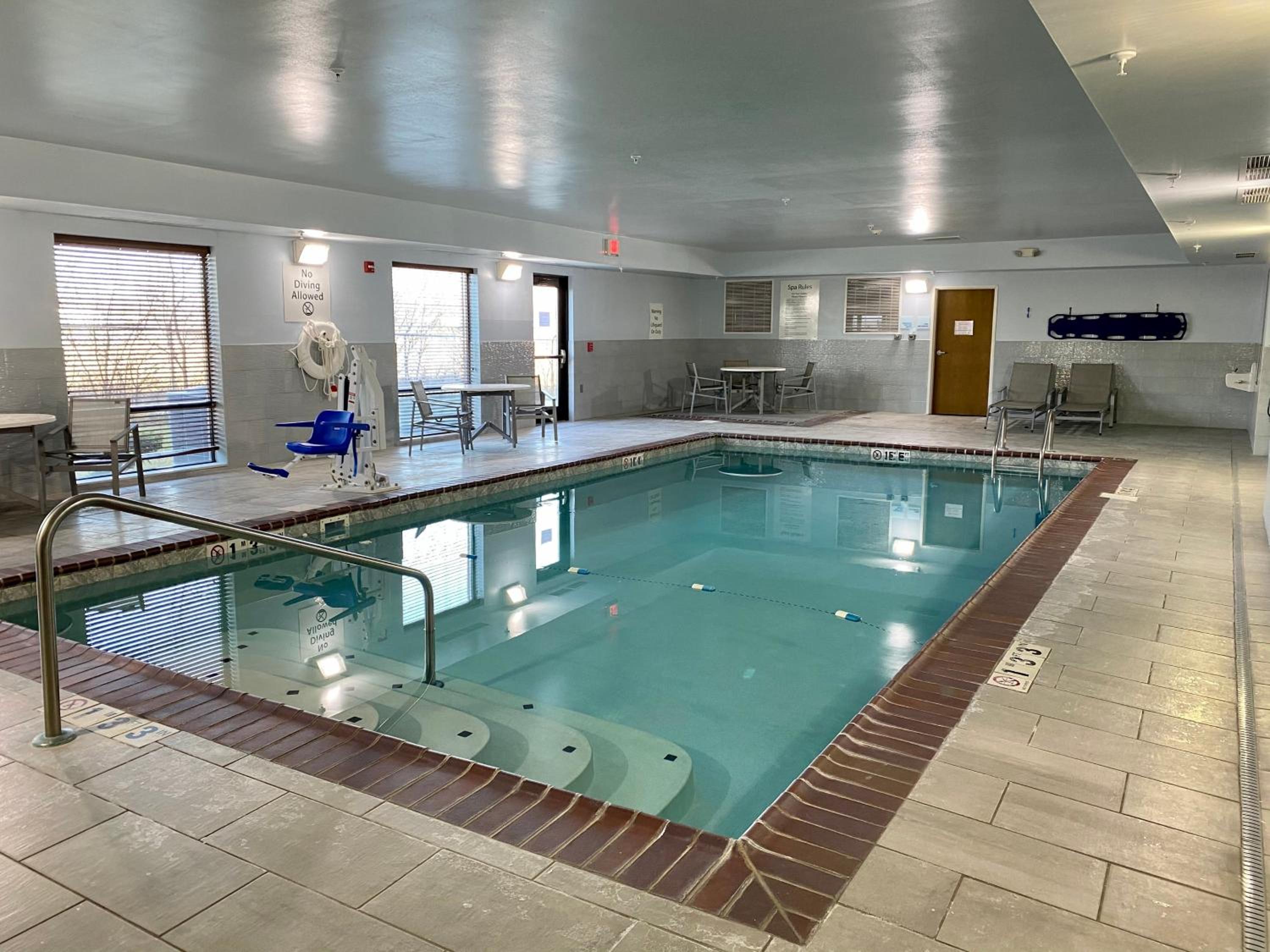 Holiday Inn Express Sidney by IHG