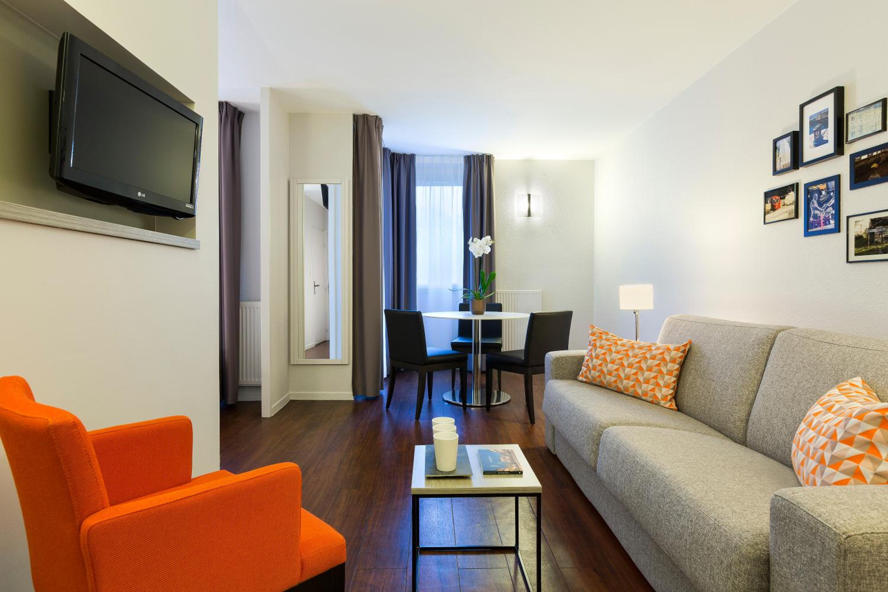 Montpellier Vacations - Citadines Antigone Montpellier - Property Image 1