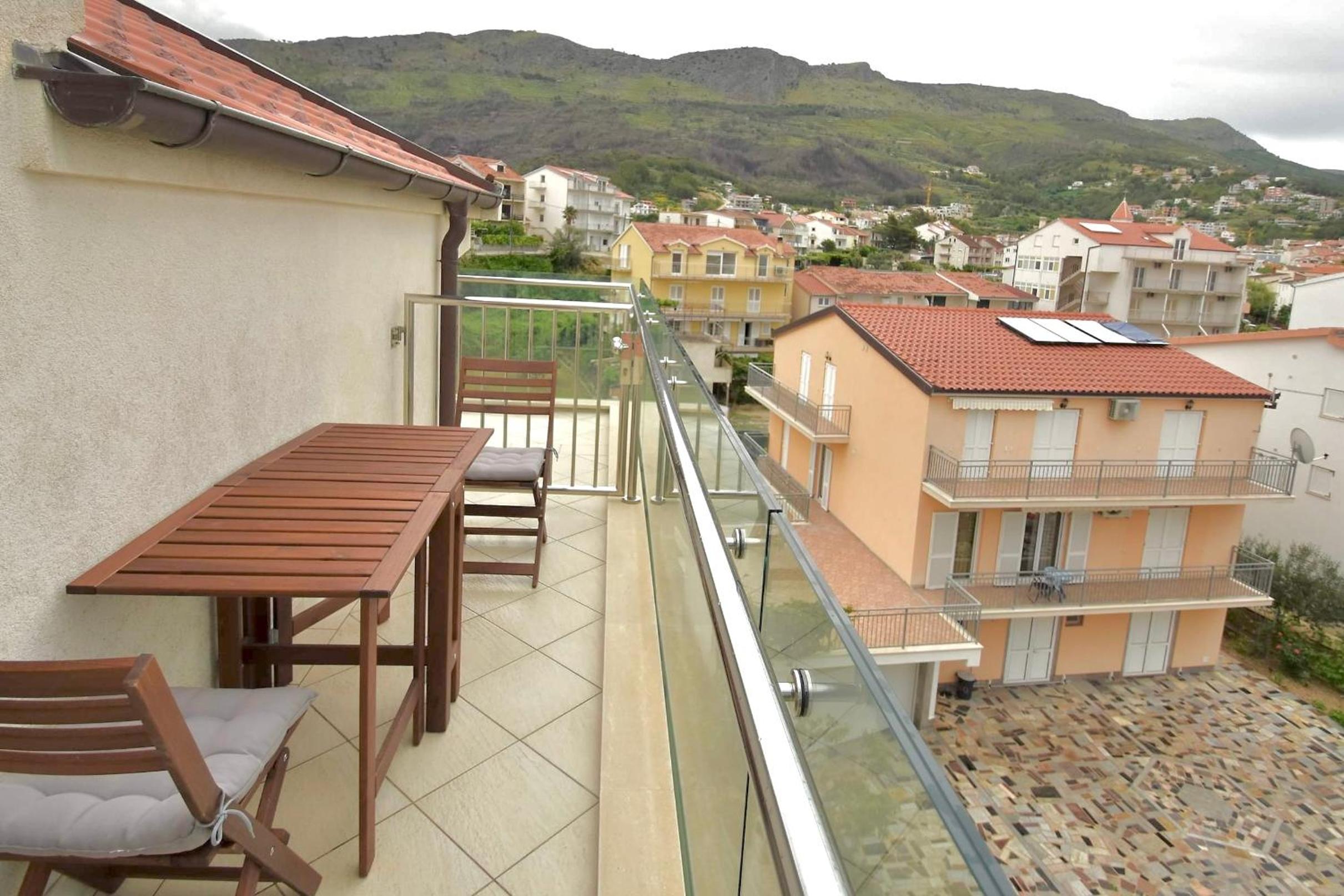 Apartments Barac - Podstrana view 2
