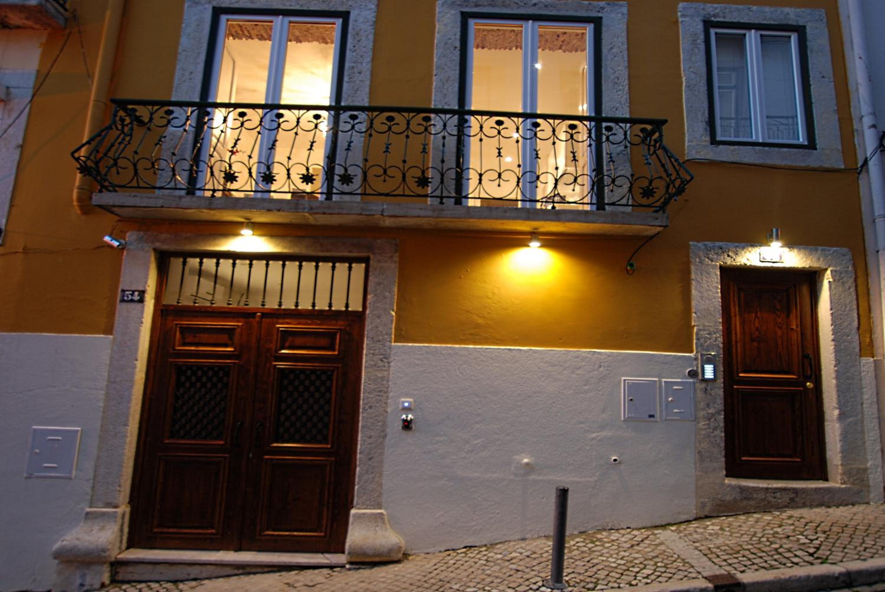 54 Santa Catarina Apartments
