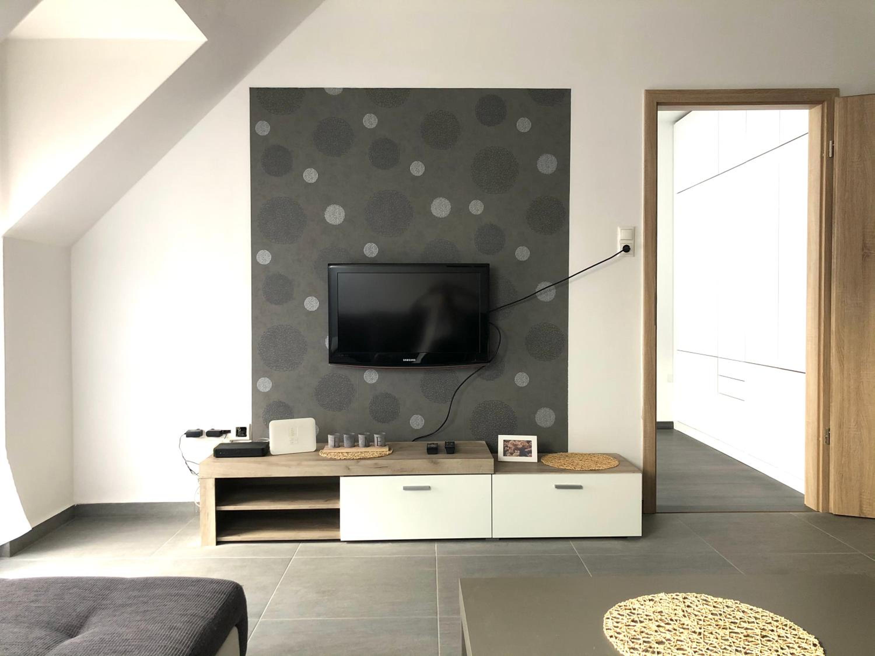 Superior Home view 4