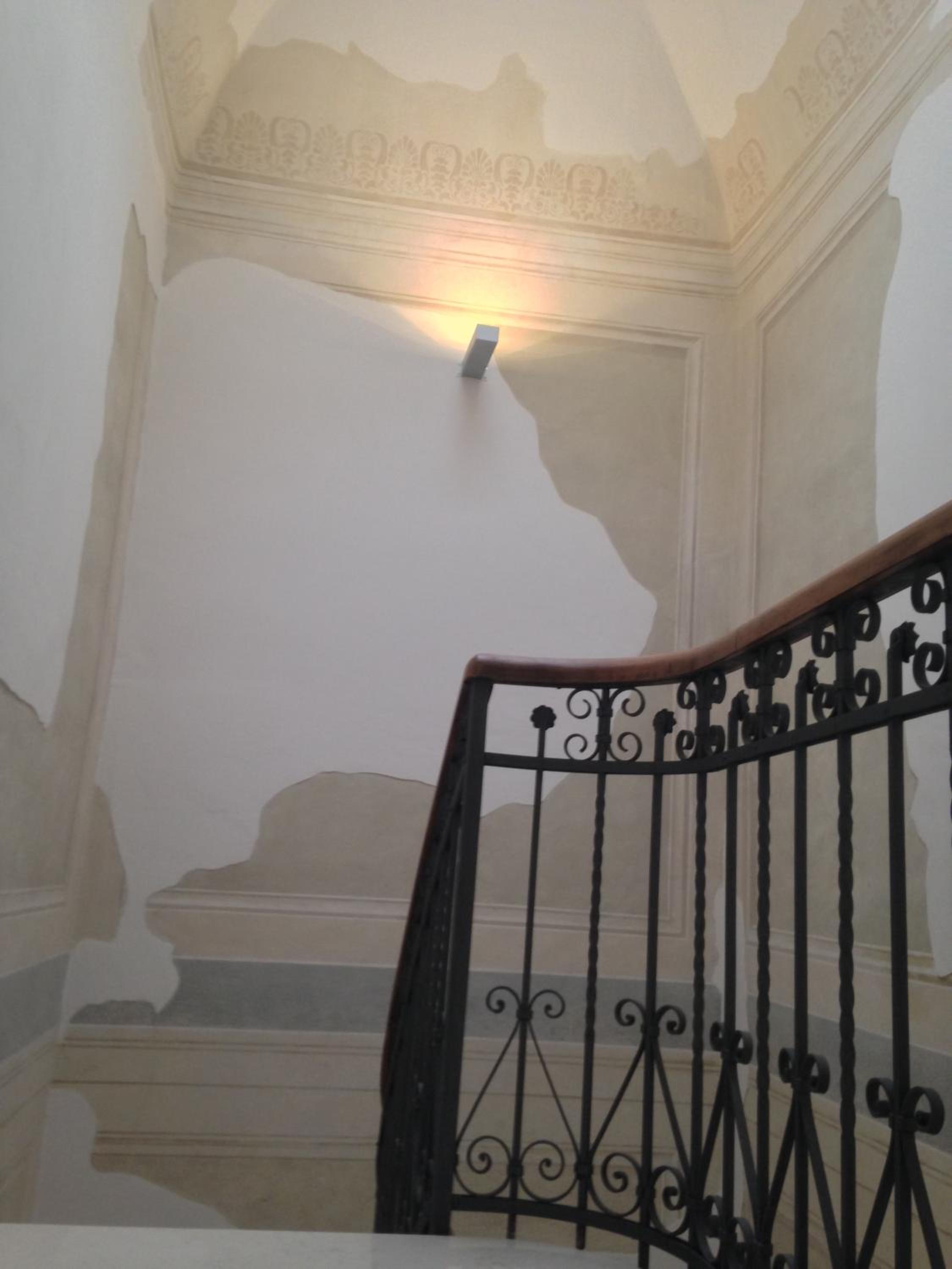 Borgoleoni 18 - Room and Breakfast