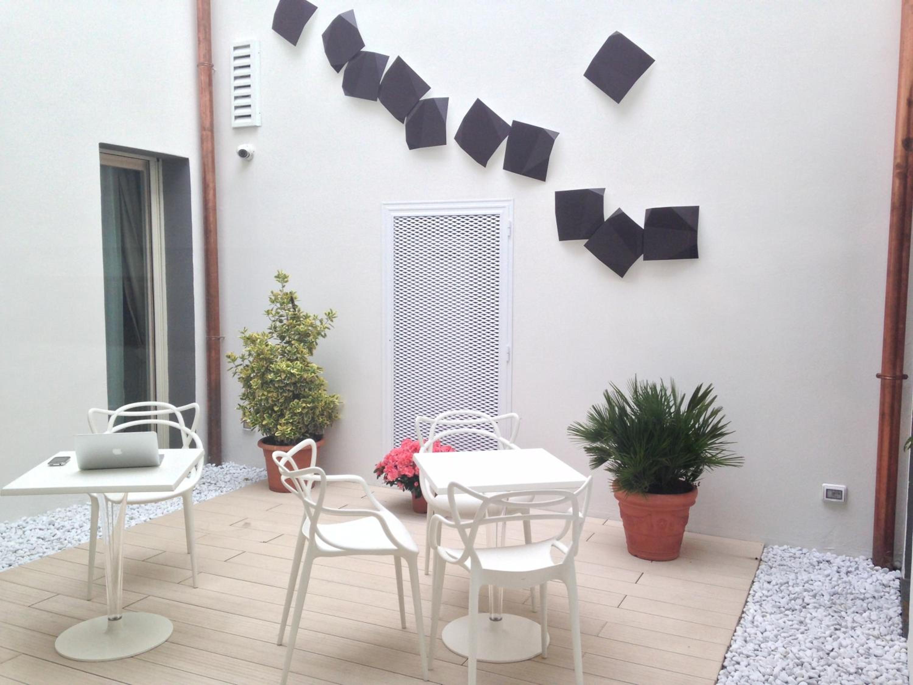 Borgoleoni 18 - Room and Breakfast