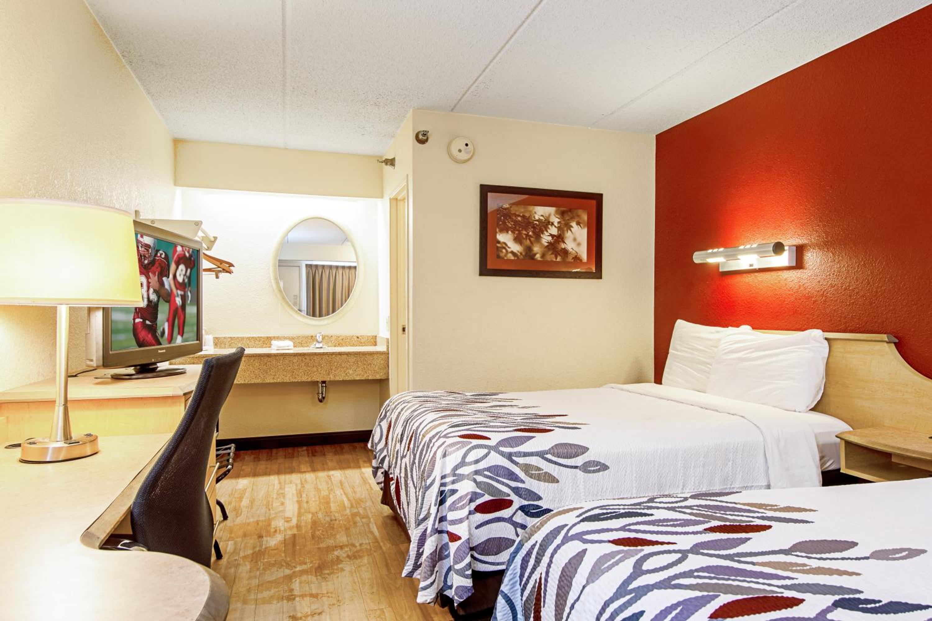 Jessup Vacations - Red Roof Inn Washington DC - Columbia/Fort Meade - Property Image 19